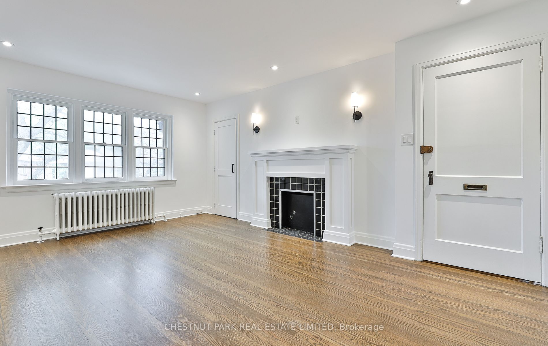 11 Oriole Crescent Upper, Toronto, ON M5P 1L6 photo 4