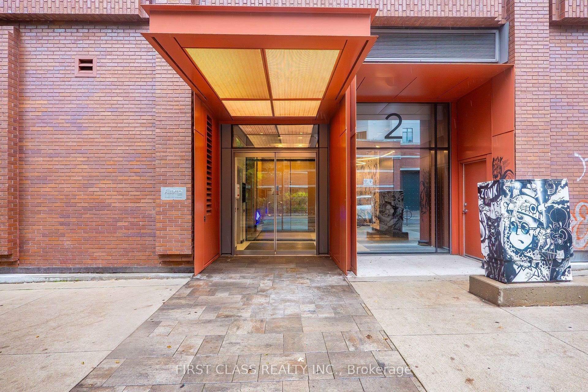 2 Augusta Avenue 702, Toronto, ON M5V 0T3 photo 3