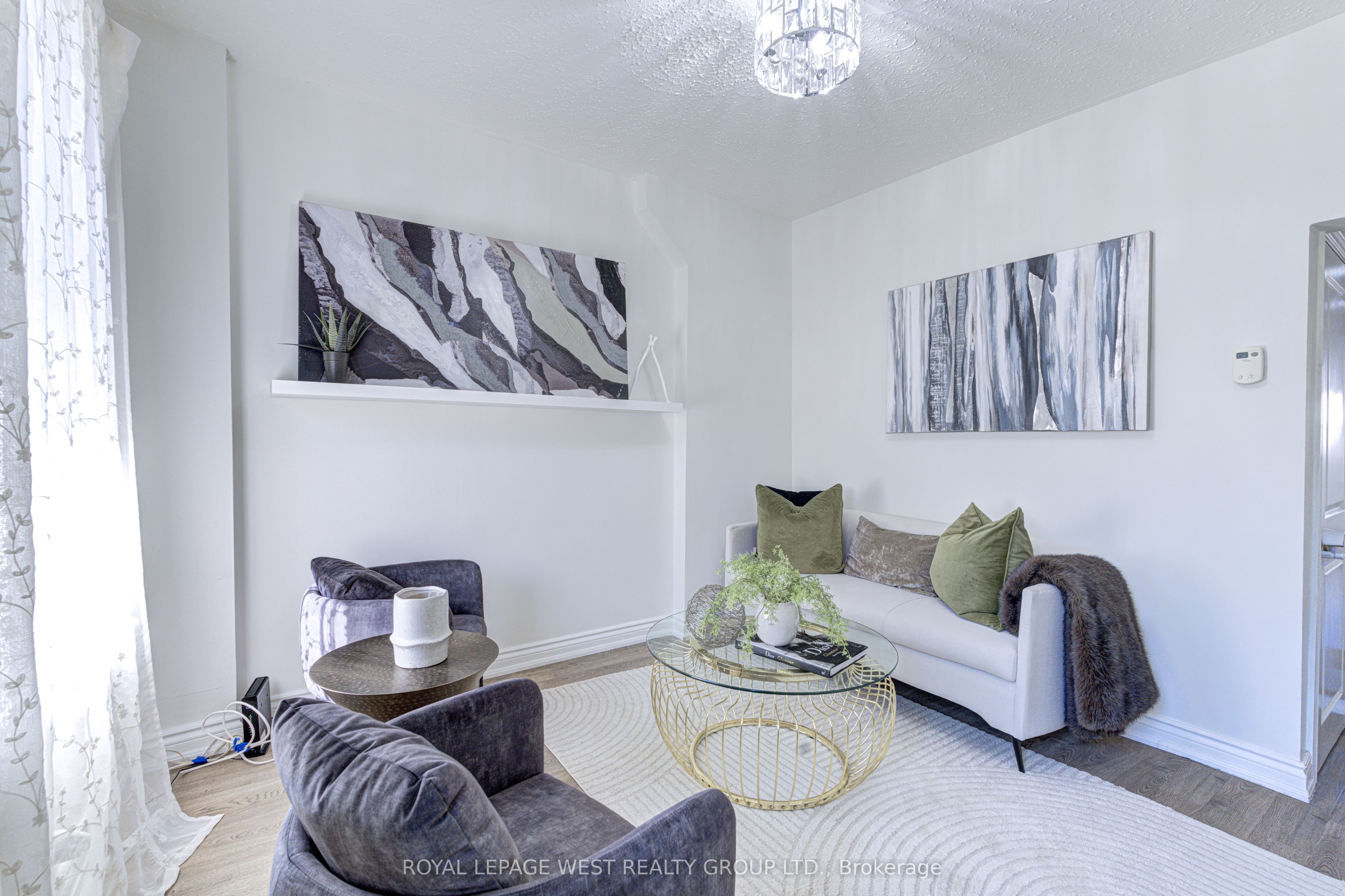44 Fisher Street, Toronto, ON M6K 1V8 photo 3