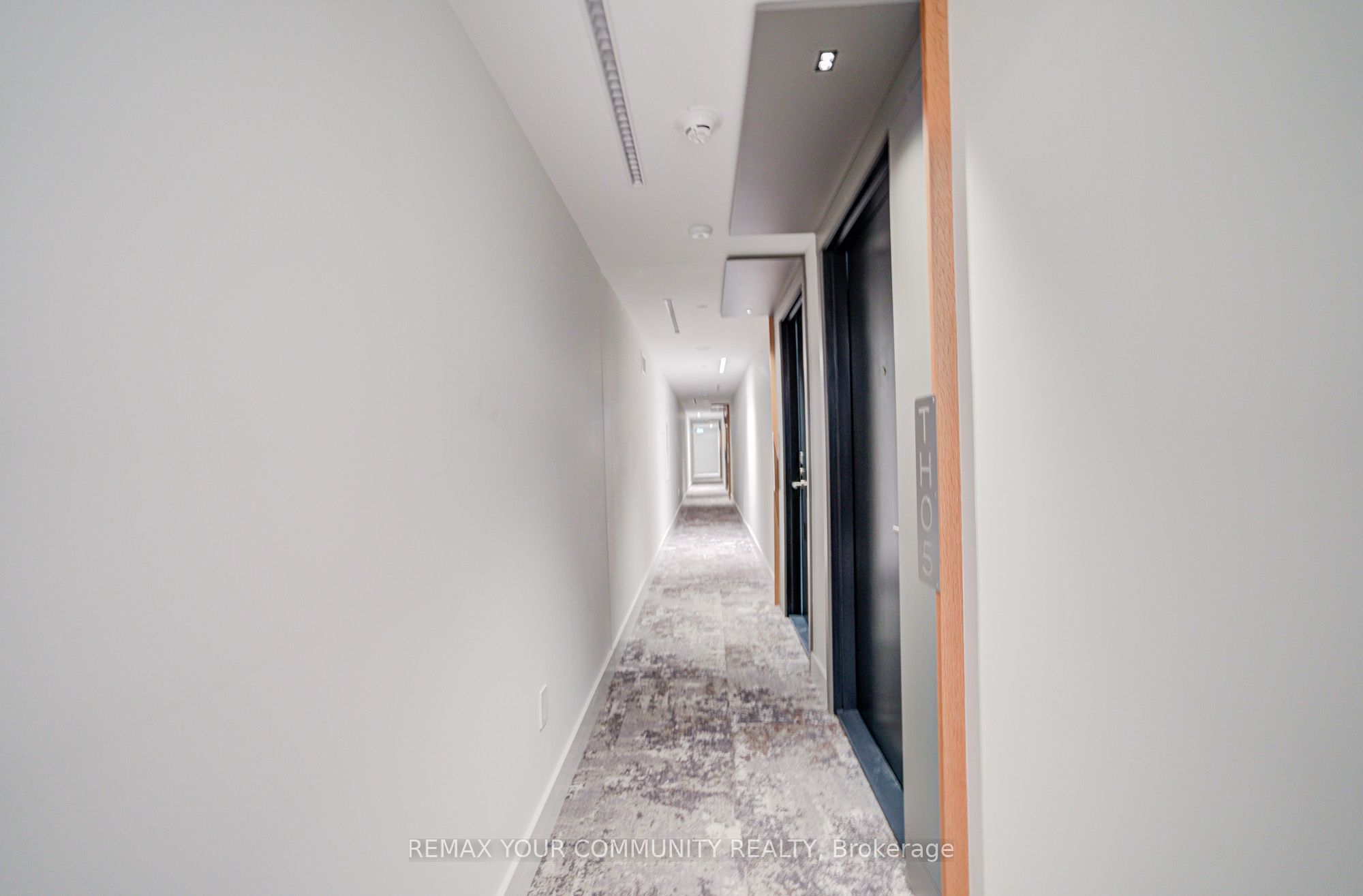1720 Bayview Avenue 5, Toronto, ON M4G 3C4 photo 3