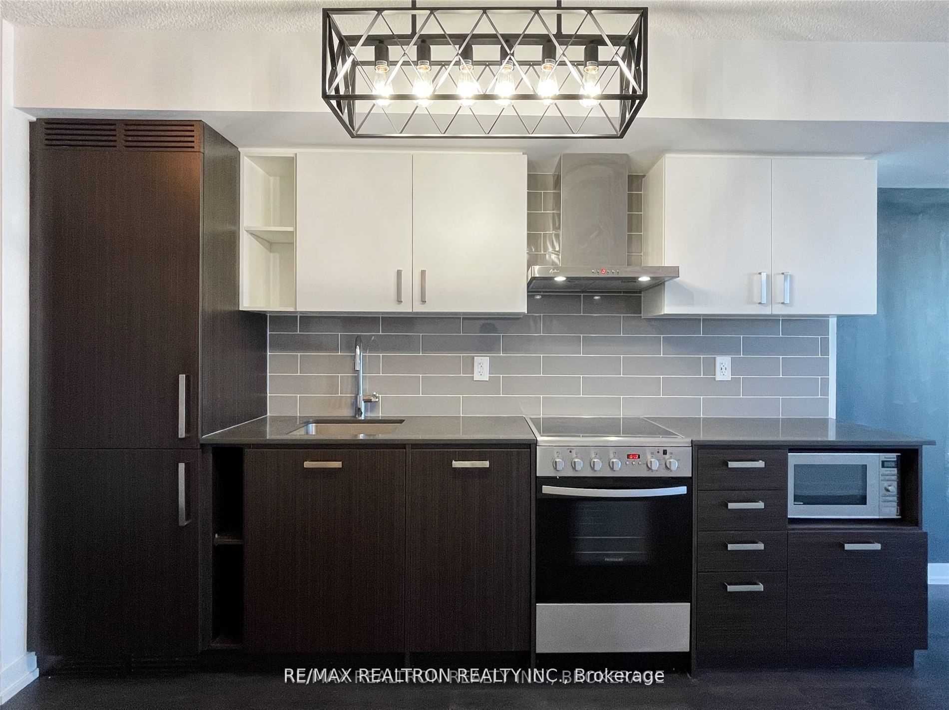 125 Redpath Avenue 1404, Toronto, ON M4S 0B5 photo 4