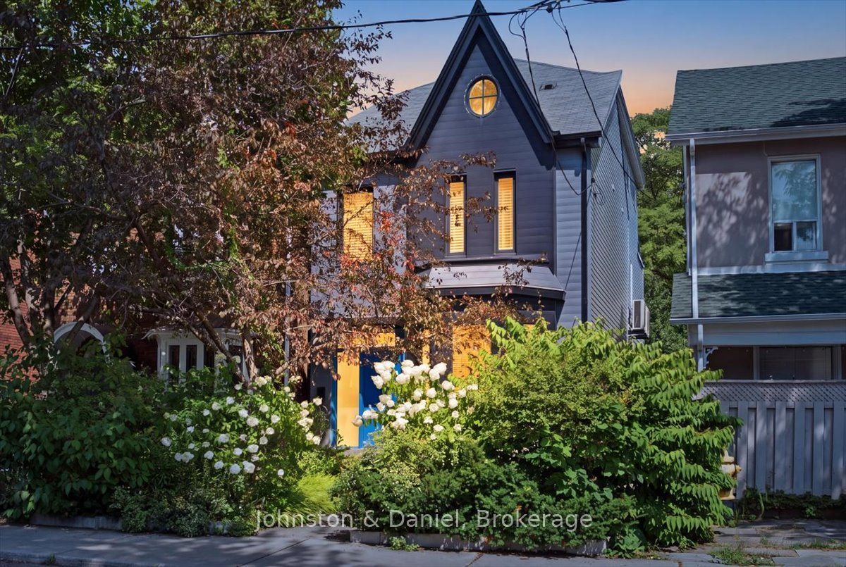 175 Brunswick Avenue, Toronto, ON M5S 2M4