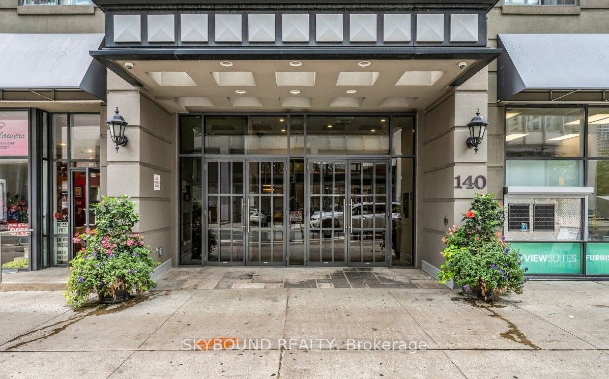 140 Simcoe Street PH1620, Toronto, ON M5H 4E9 photo 2