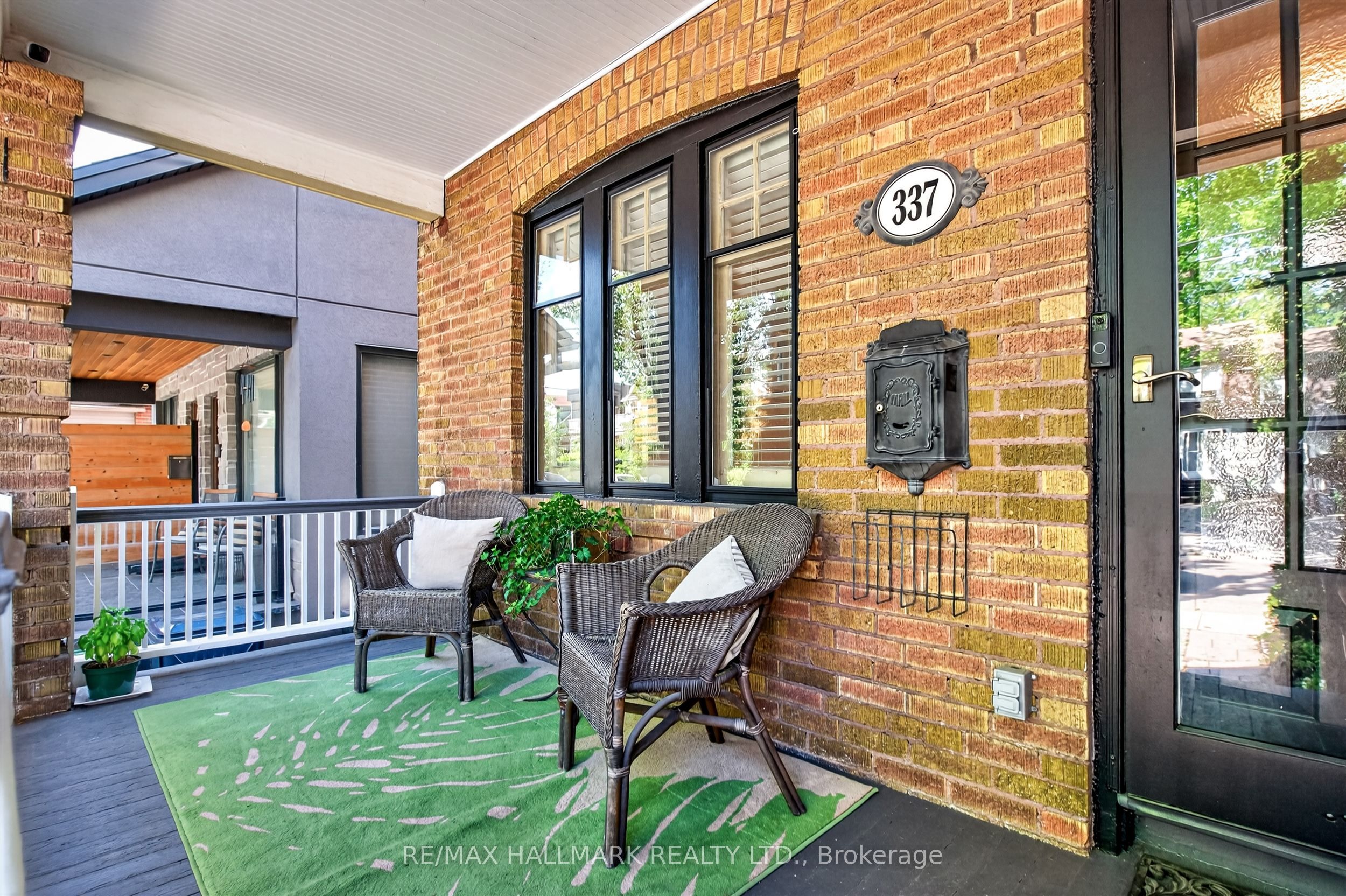 337 Balliol Street, Toronto, ON M4S 1E1 photo 2