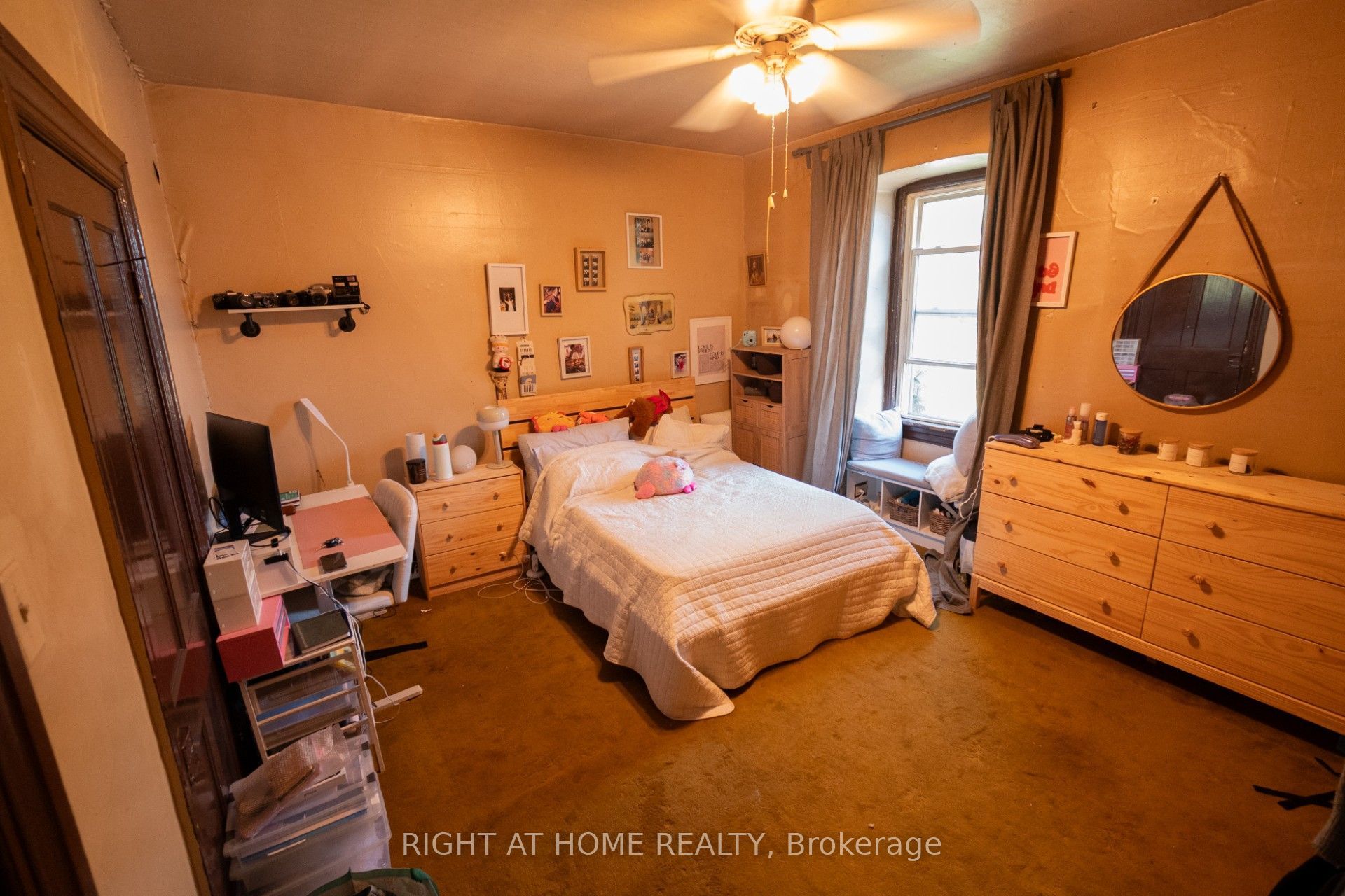 60 Foxley Street, Toronto, ON M6J 1R2 photo 3