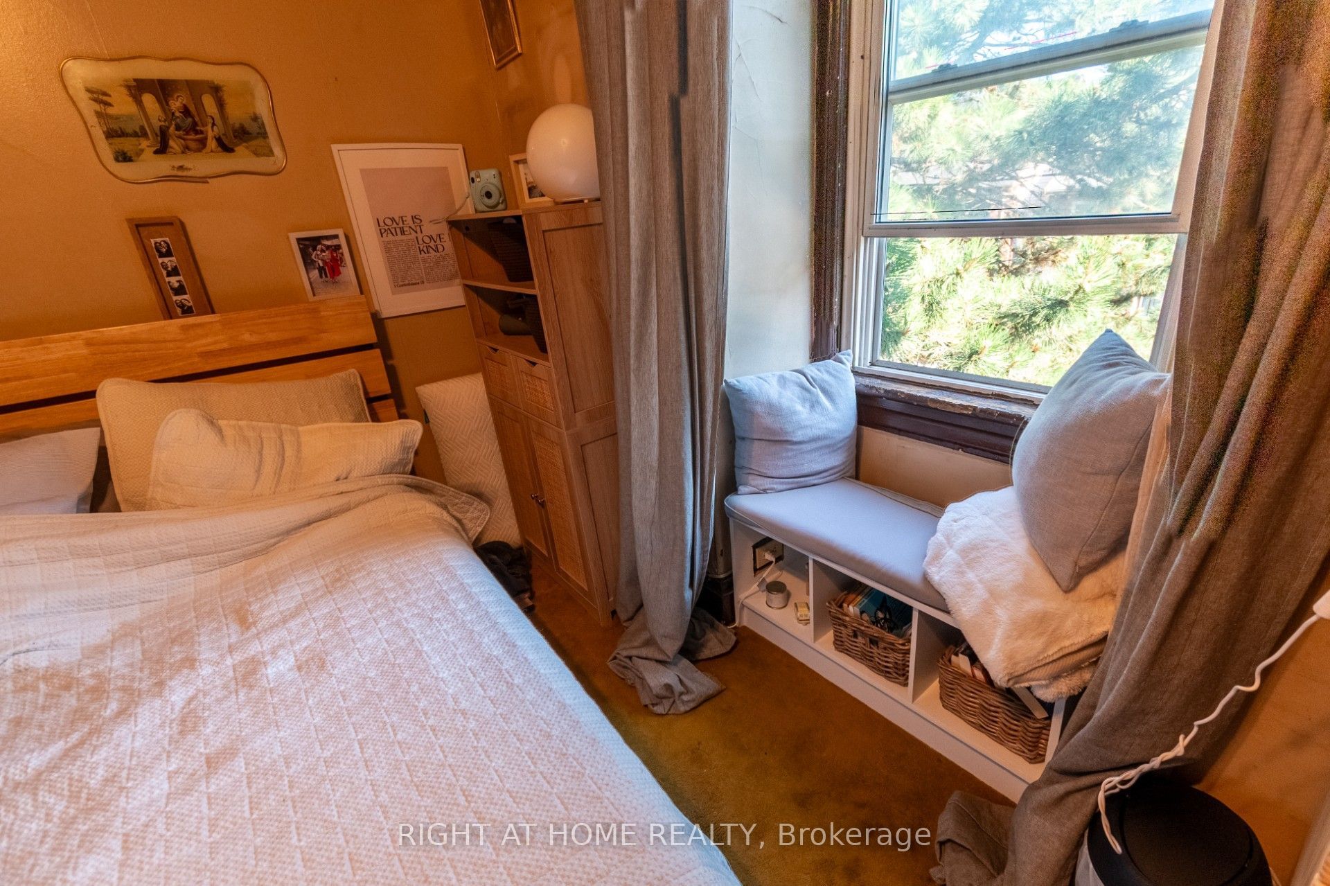 60 Foxley Street, Toronto, ON M6J 1R2 photo 5