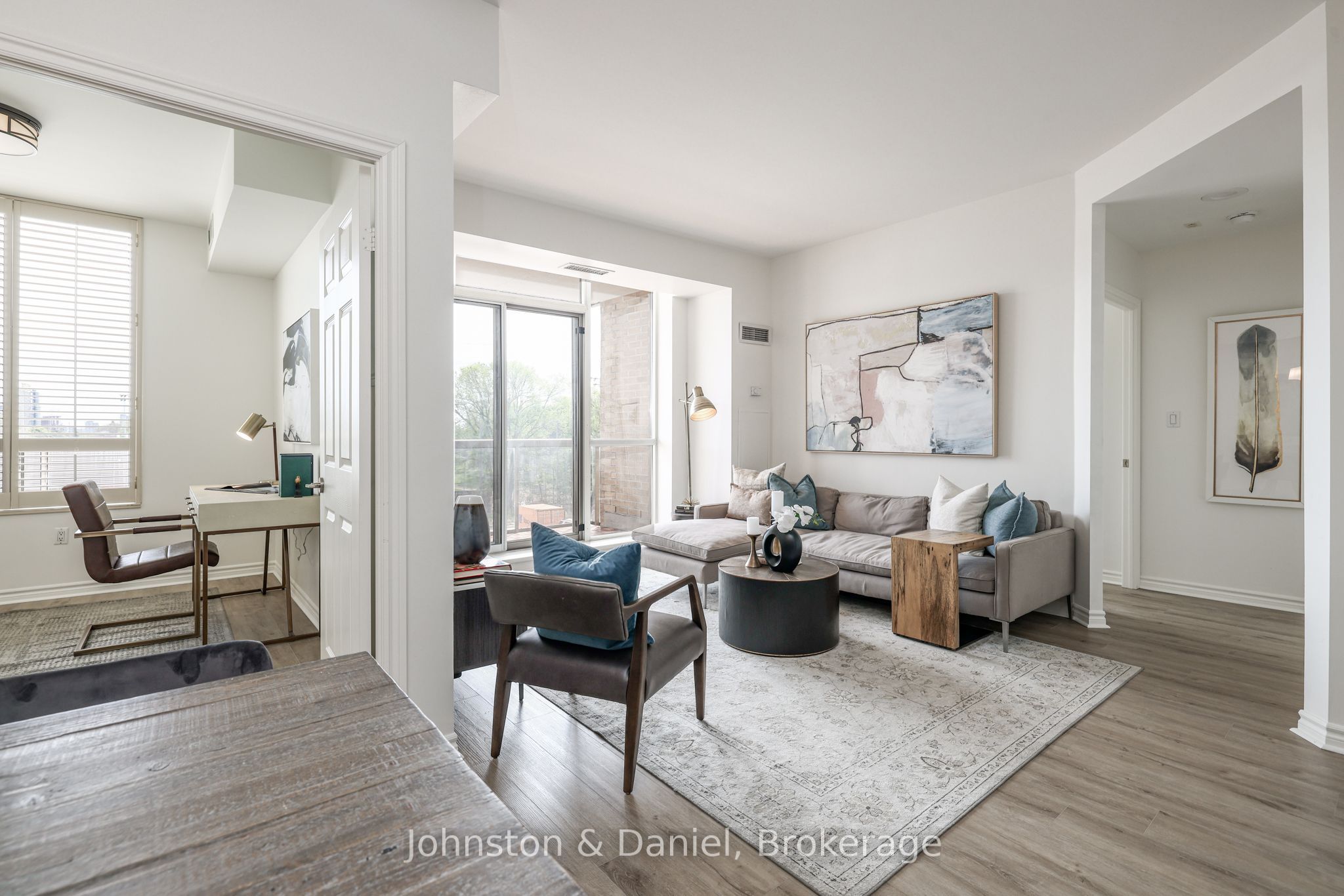 1750 Bayview Avenue 302, Toronto, ON M4G 4H6