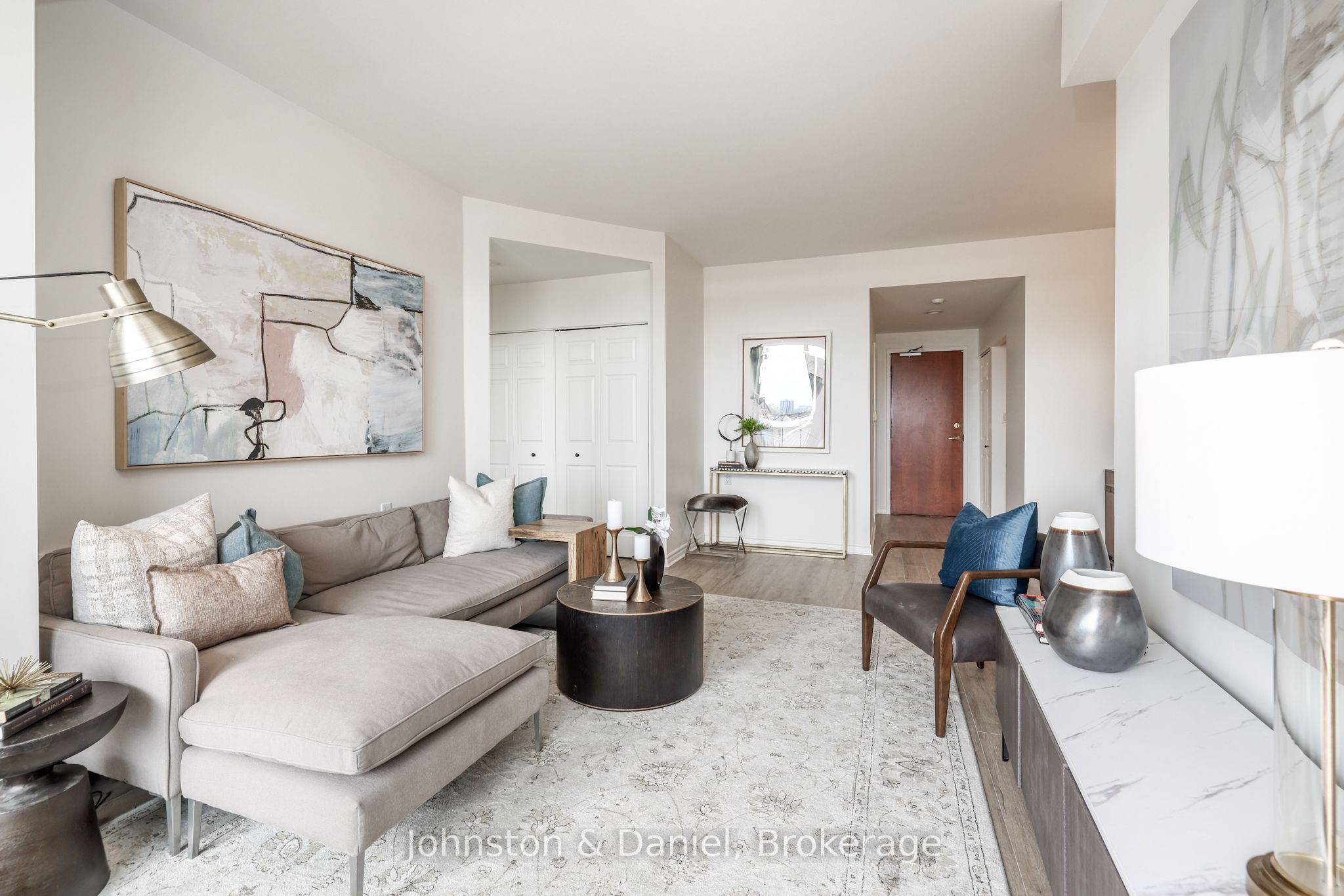 1750 Bayview Avenue 302, Toronto, ON M4G 4H6 photo 2