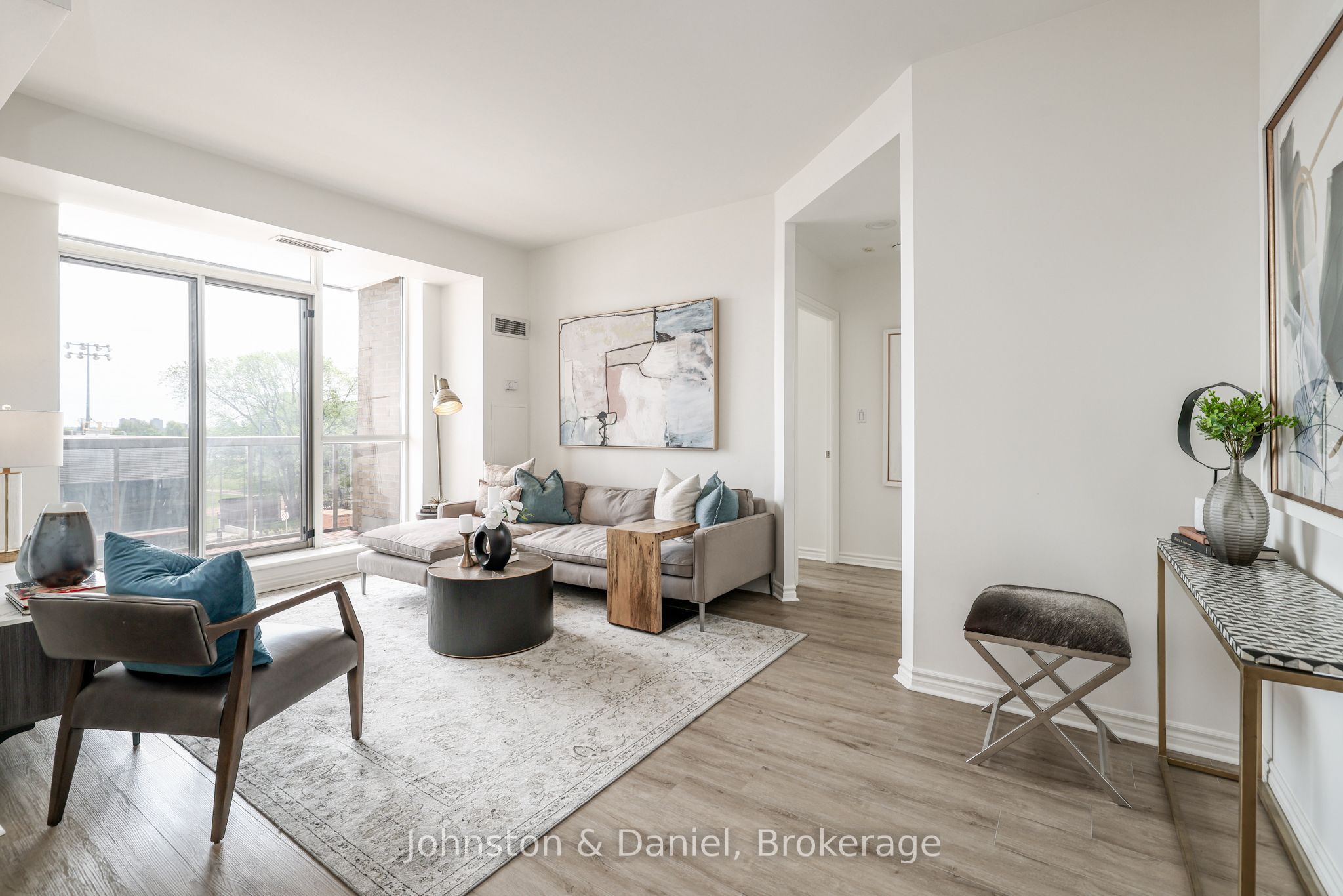 1750 Bayview Avenue 302, Toronto, ON M4G 4H6 photo 3