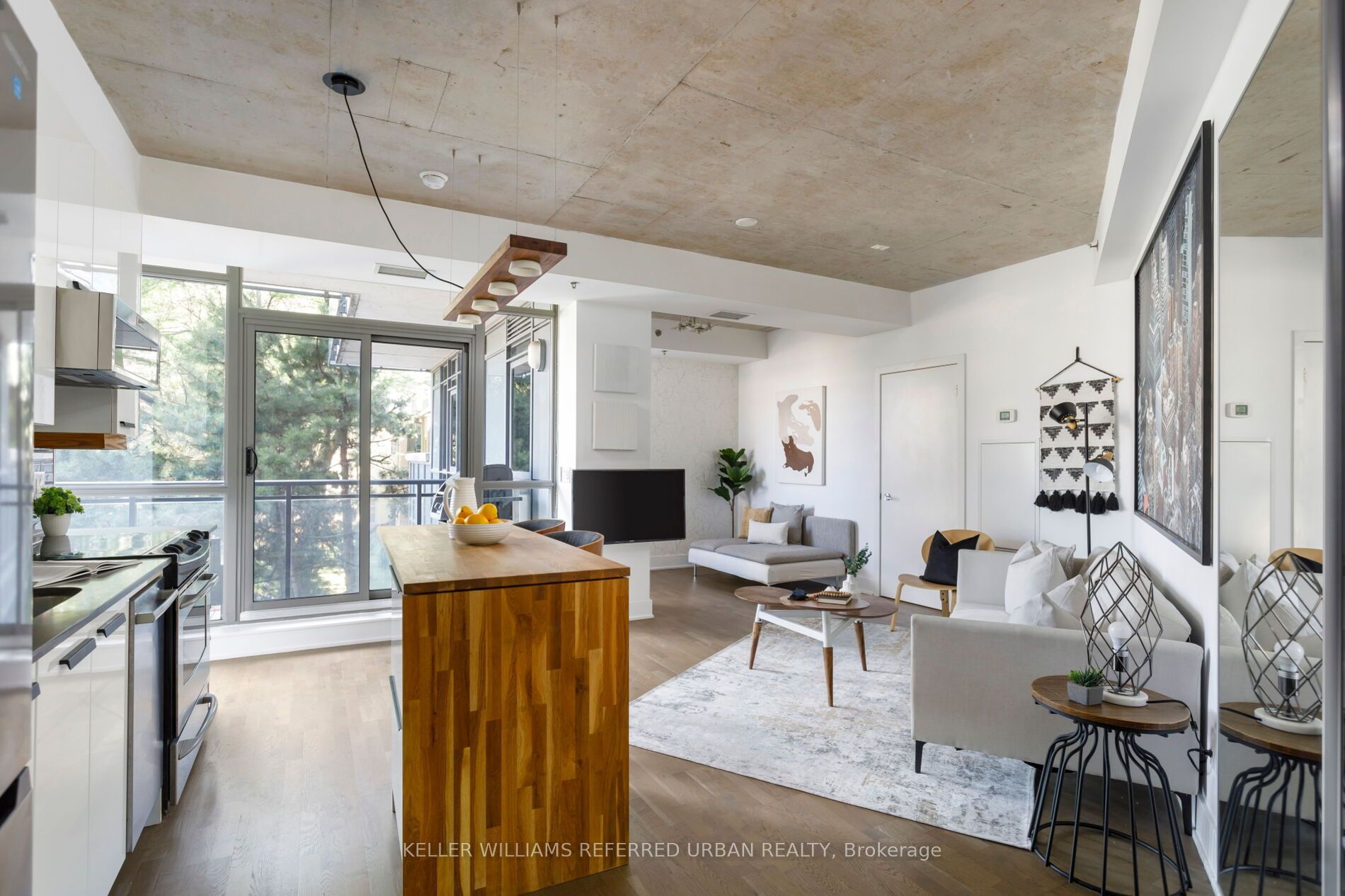 90 Trinity Street 212, Toronto, ON M5A 0E4