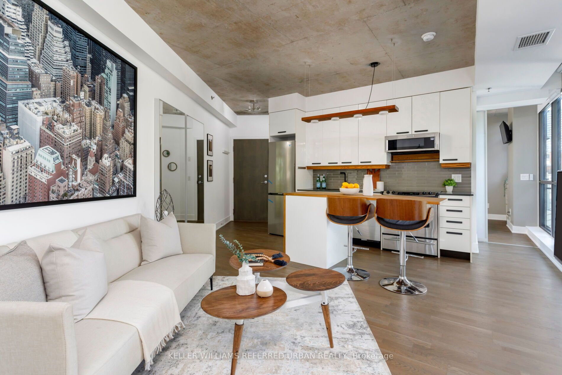 90 Trinity Street 212, Toronto, ON M5A 0E4 photo 3