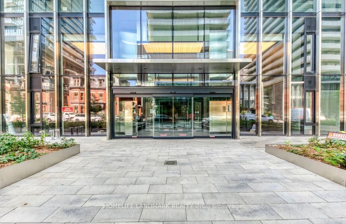 55 Charles Street 4801, Toronto, ON M4Y 0J1 photo 2