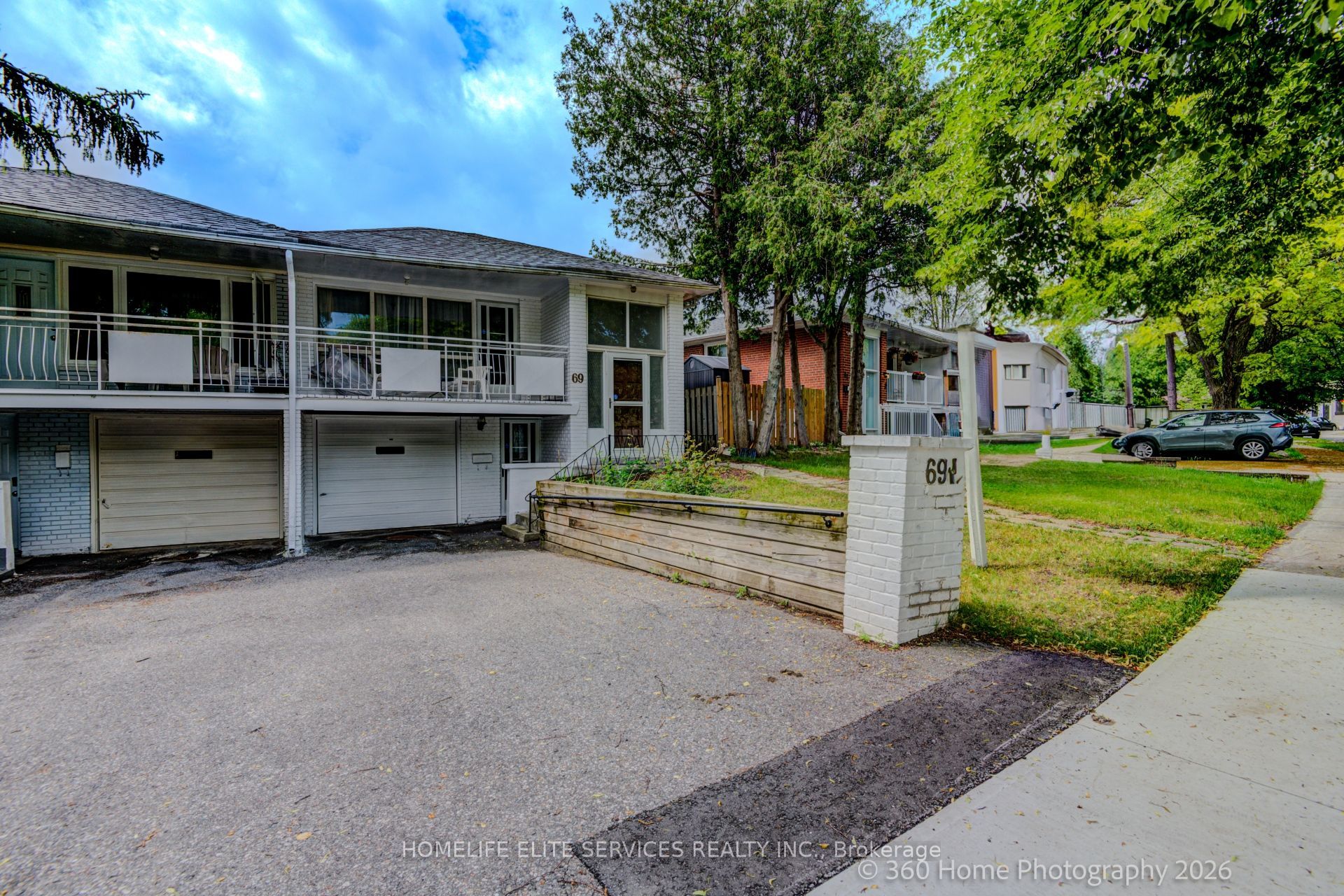 69 Castlebury Crescent, Toronto, ON M2H 1W7 photo 2