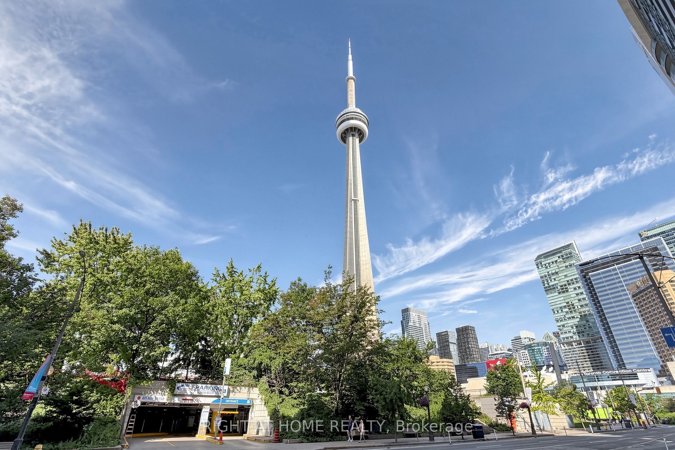 14 York Street 2006, Toronto, ON M5J 0B1 photo 4
