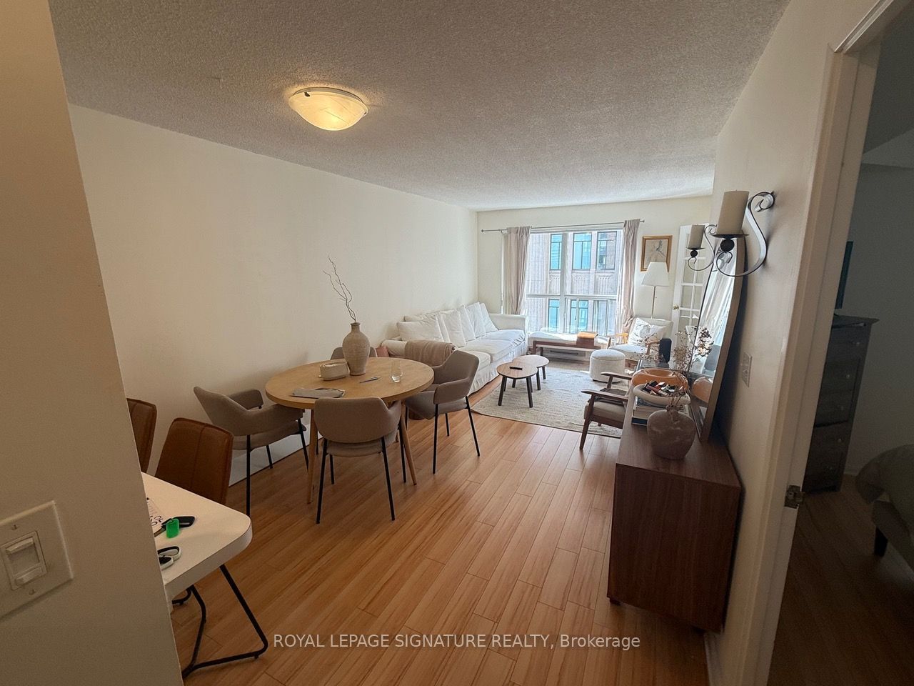 7 Carlton Street 707, Toronto, ON M5B 2M3 photo 2