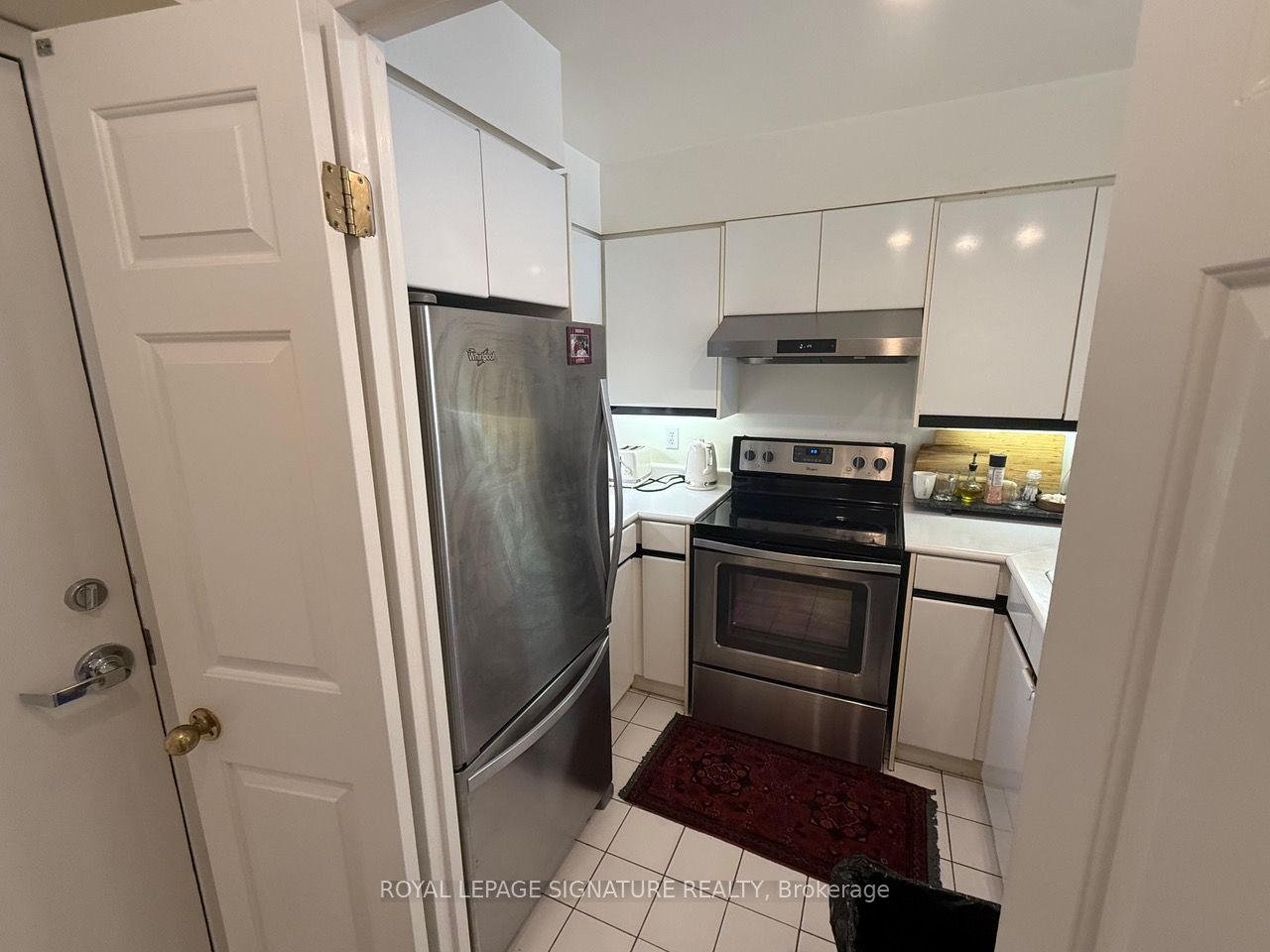 7 Carlton Street 707, Toronto, ON M5B 2M3 photo 3