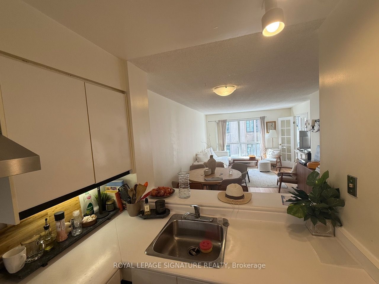 7 Carlton Street 707, Toronto, ON M5B 2M3 photo 5