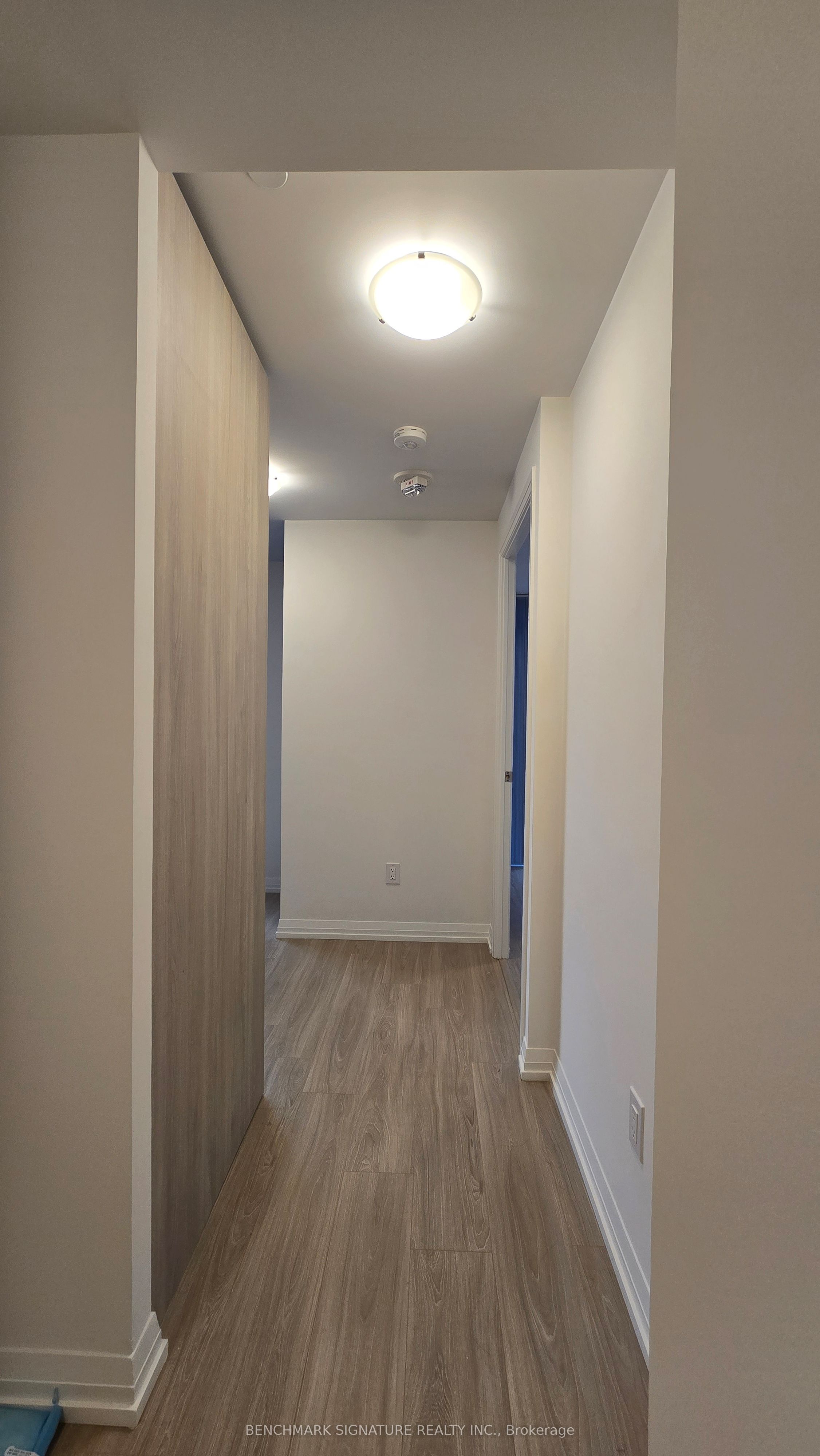 8 Widmer Street 4603, Toronto, ON M5V 2E7 photo 5
