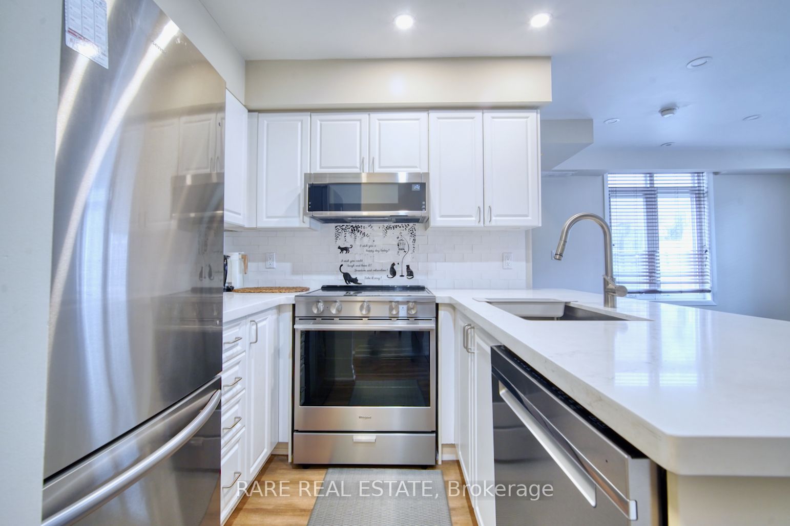 415 Jarvis Street 314, Toronto, ON M4Y 3C1 photo 3