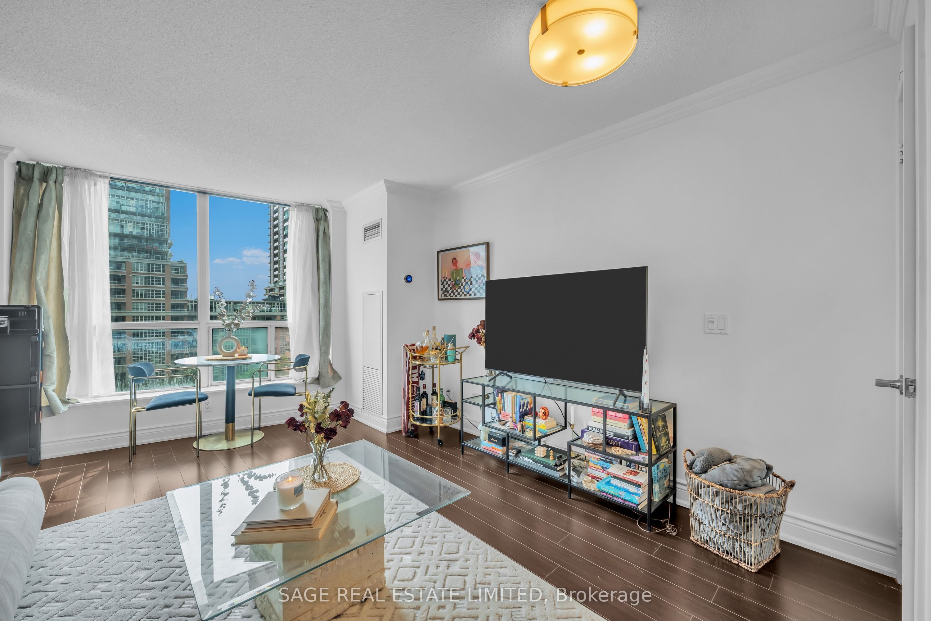 50 Lynn Williams Street 414, Toronto, ON M6K 3R9 photo 5