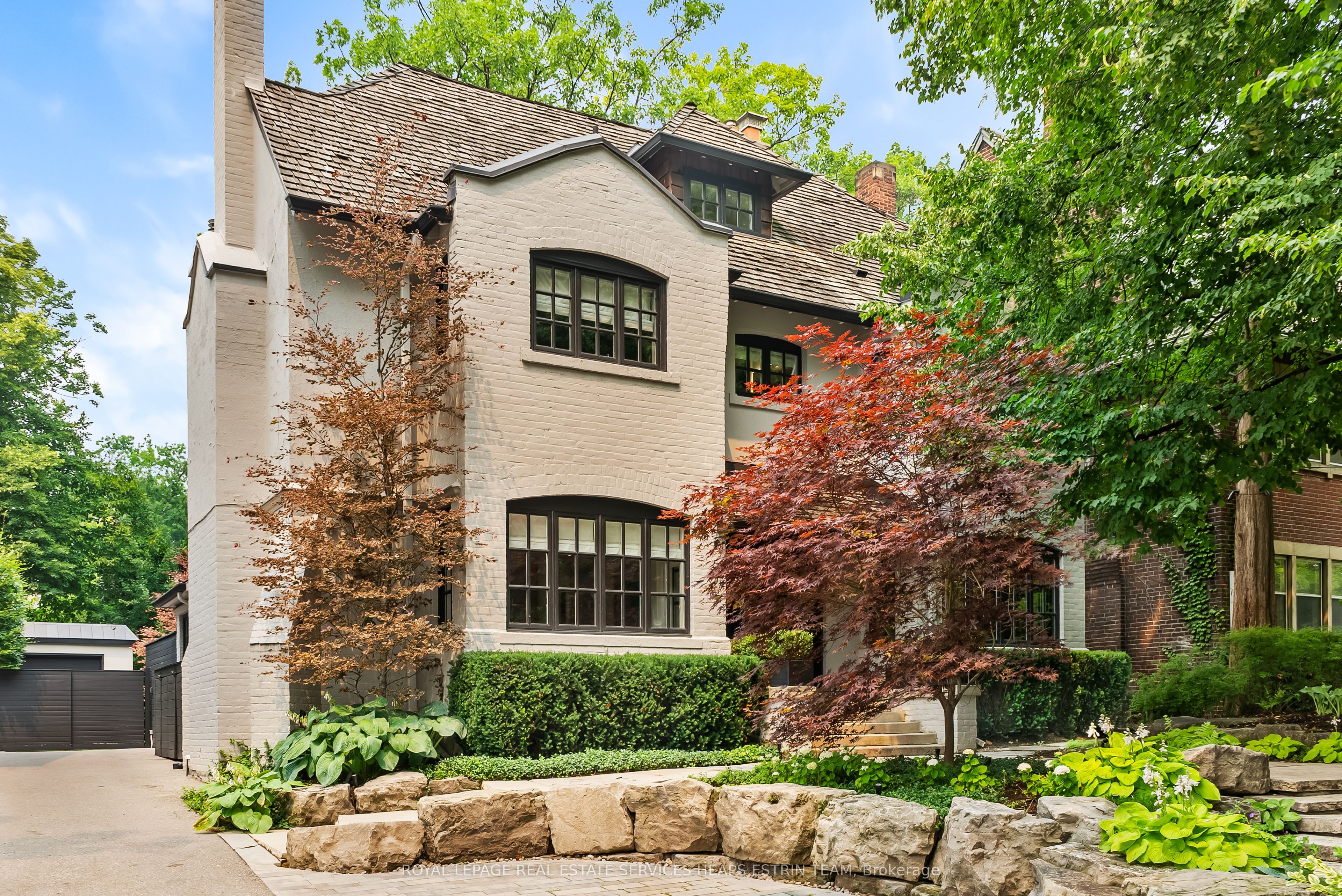 20 Whitney Avenue, Toronto, ON M4W 2A8