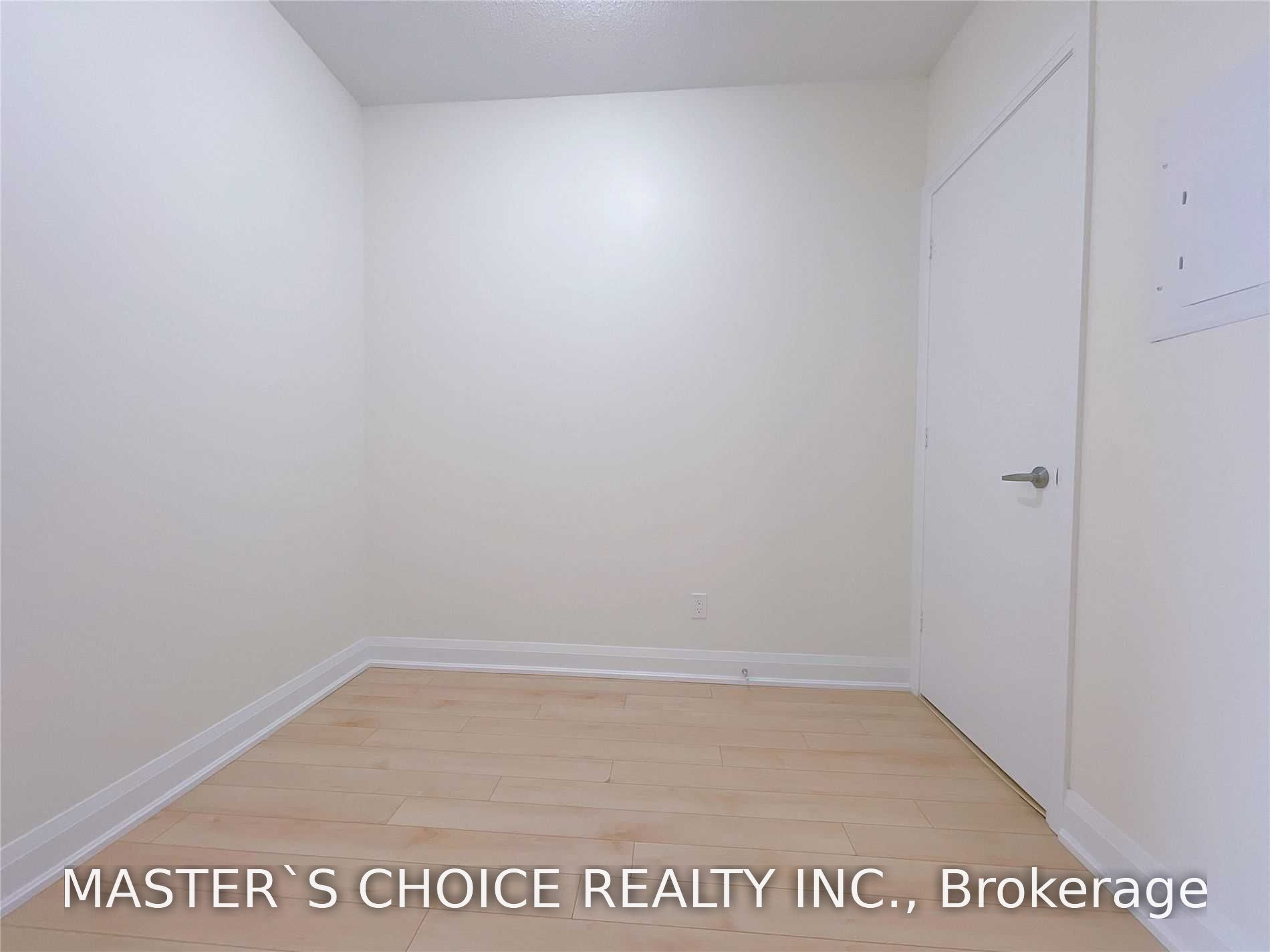 68 Canterbury Place 1607, Toronto, ON M2N 0H8 photo 3