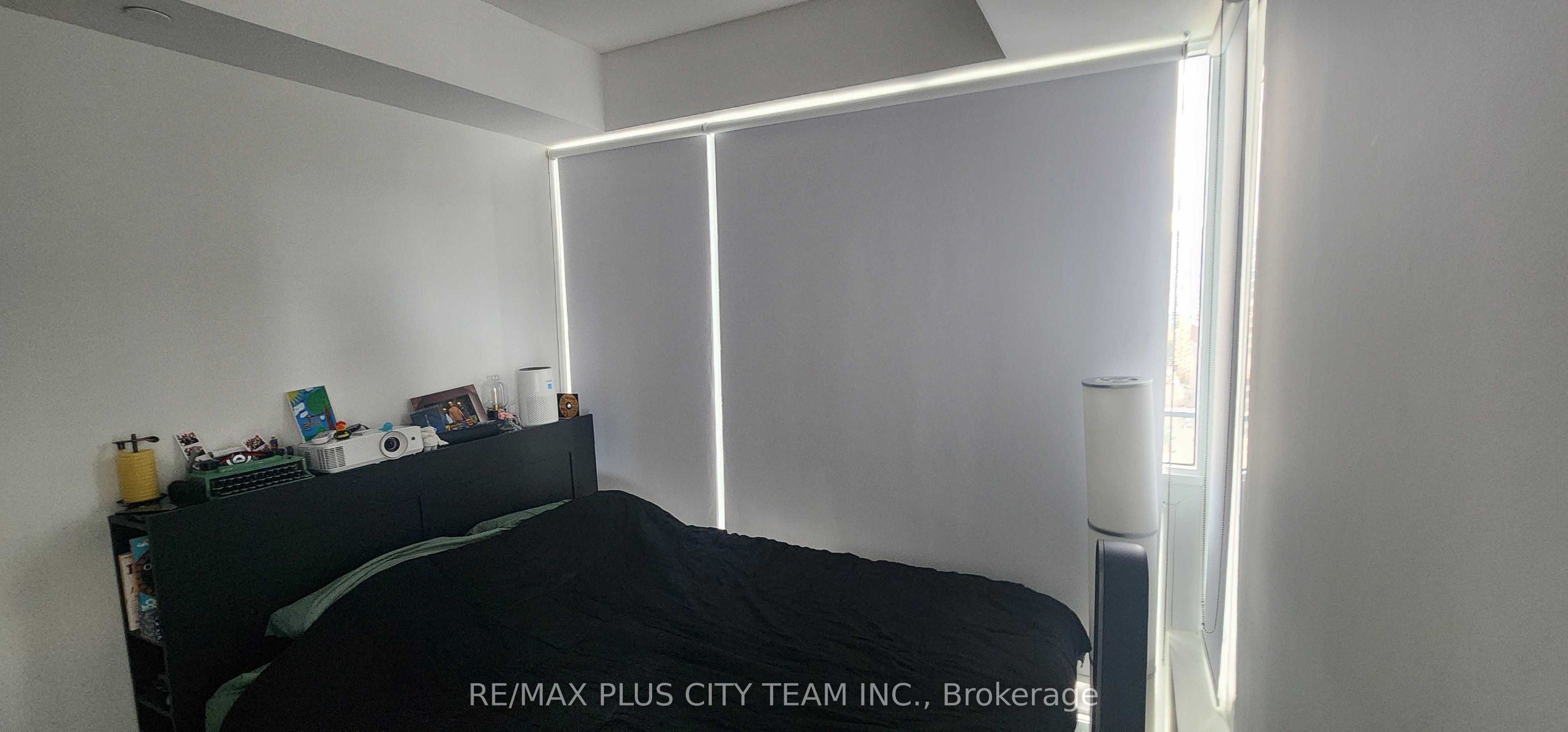 77 Shuter Street 2210, Toronto, ON M5B 0B8 photo 5