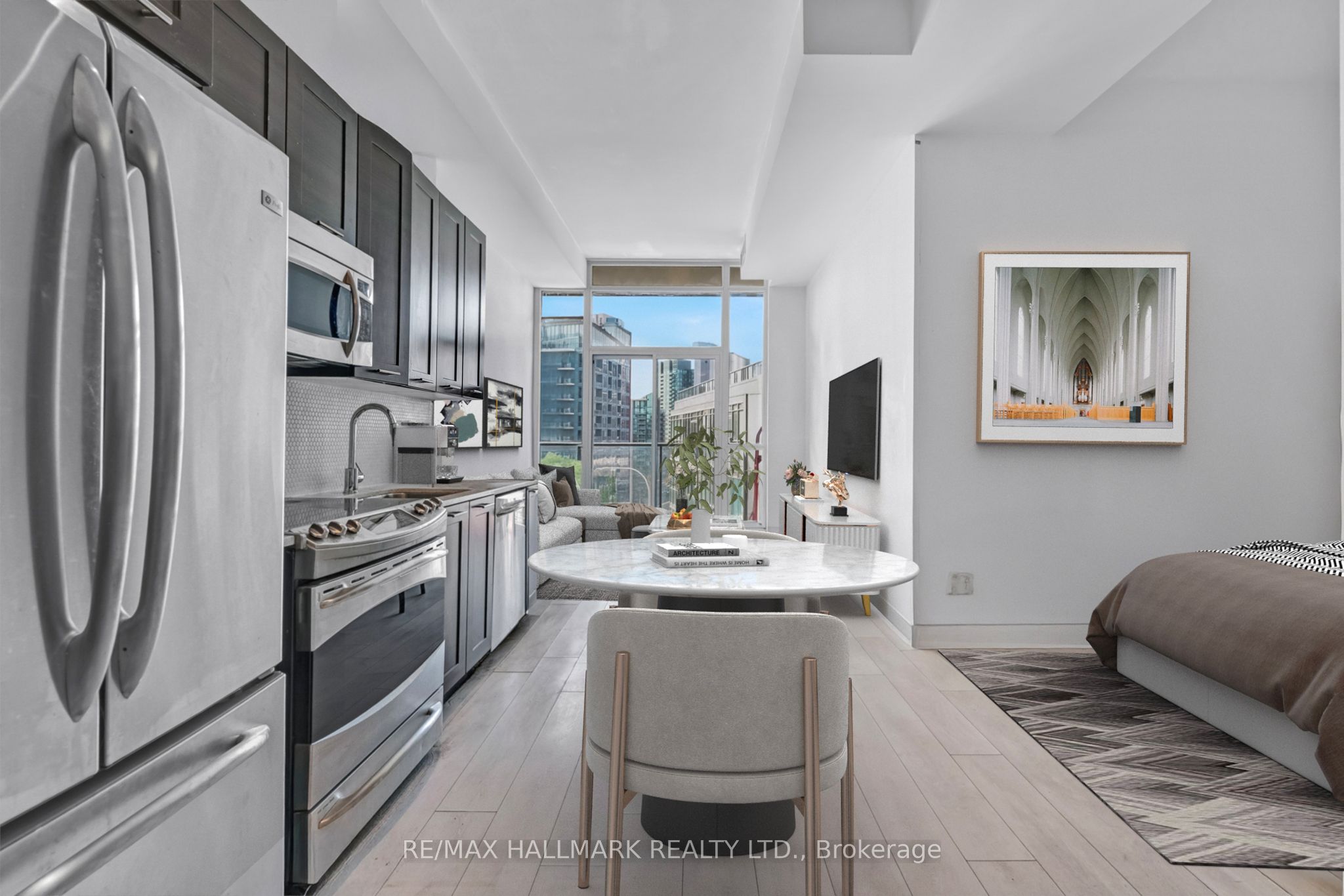 169 Fort York Boulevard 913, Toronto, ON M5V 0C8 photo 3