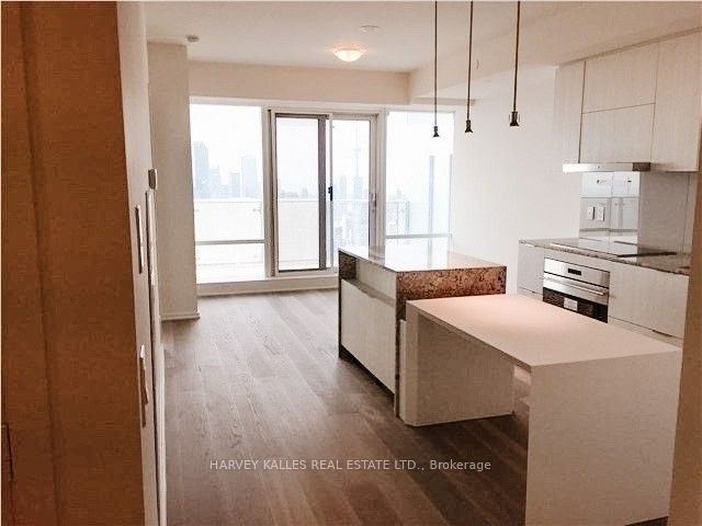 1 Bloor Street E 6005, Toronto, ON M4W 0A8 photo 2
