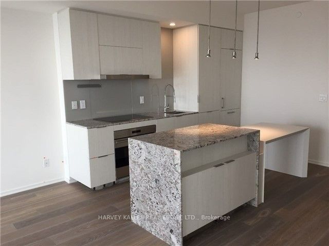 1 Bloor Street E 6005, Toronto, ON M4W 0A8 photo 5