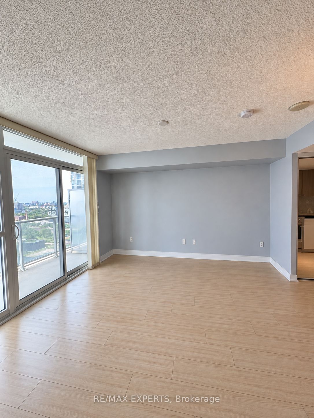 75 Queens Wharf Road W 2509, Toronto, ON M5V 0J8 photo 4
