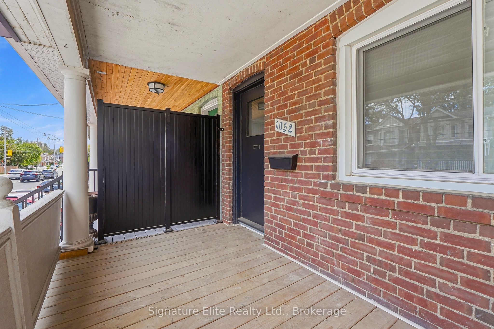 1052 Mount Pleasant Road, Toronto, ON M4P 2M4 photo 2