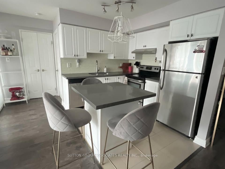 230 King Street E 920, Toronto, ON M5A 1K1 photo 4