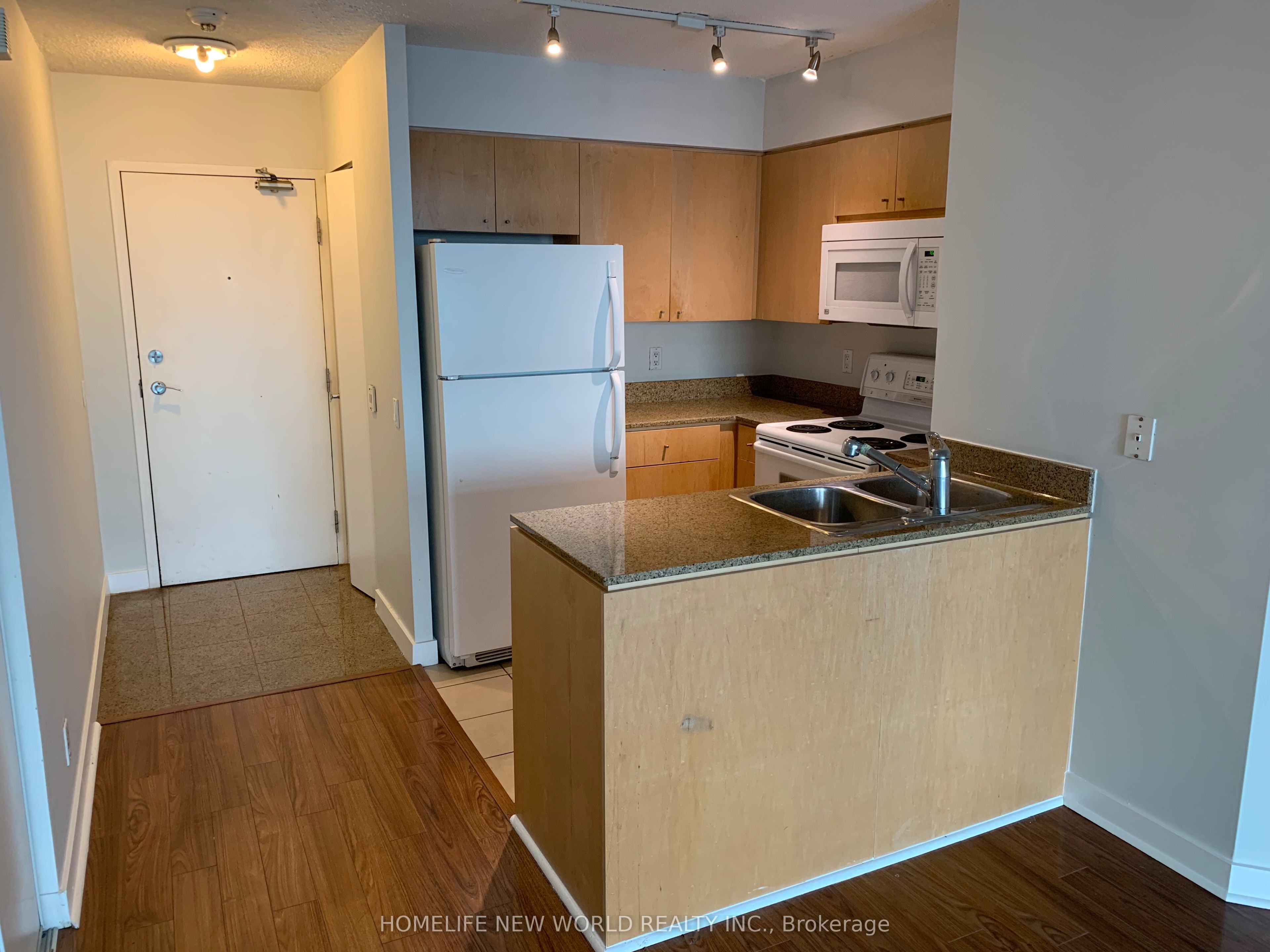 361 Front Street 2607, Toronto, ON M5V 3R5 photo 2