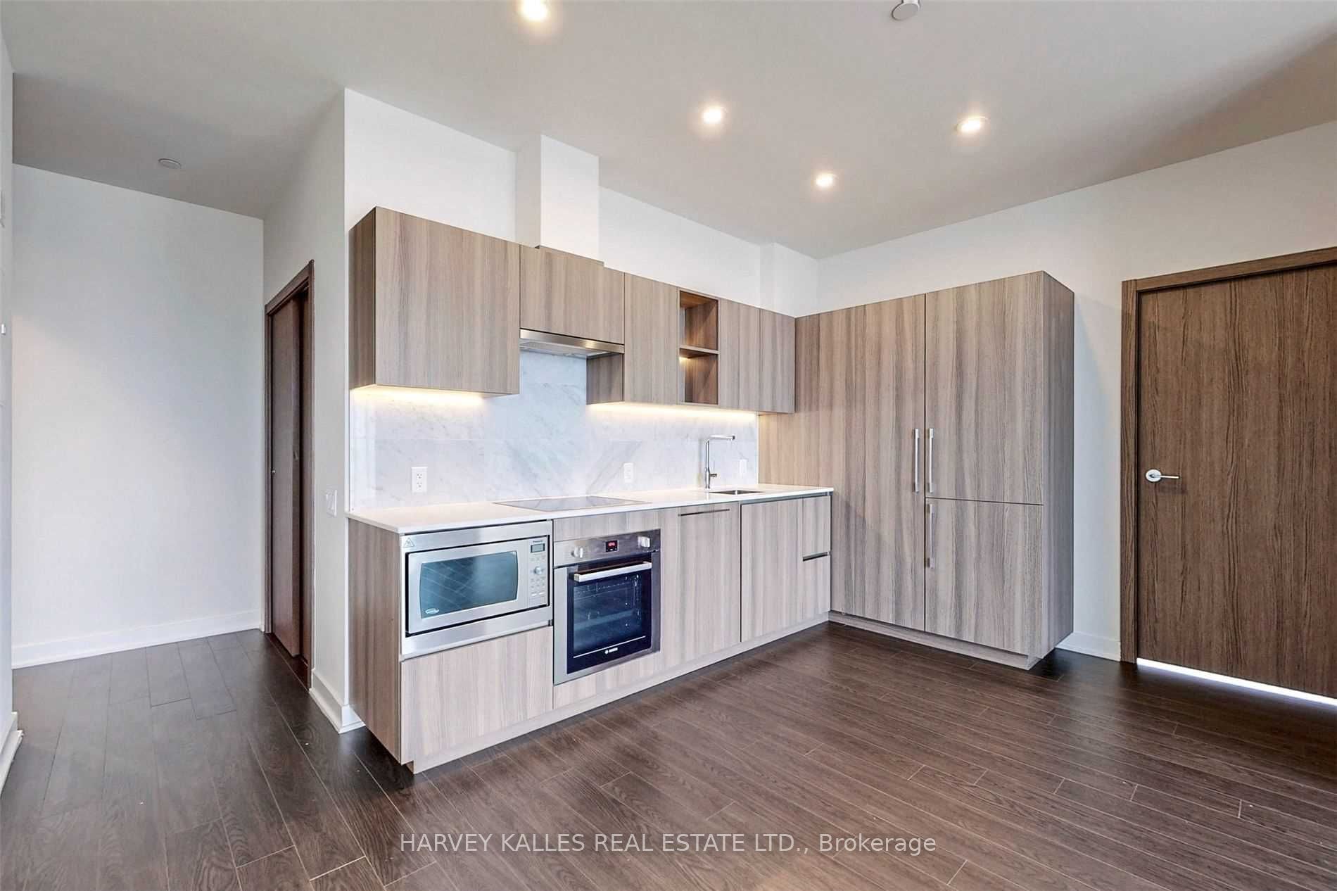 17 Bathurst Street 4610, Toronto, ON M5V 0N1 photo 3