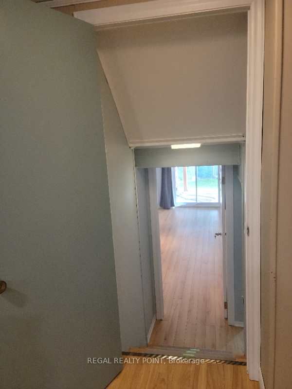 45 Mintwood Drive, Toronto, ON M2M 3A6 photo 2