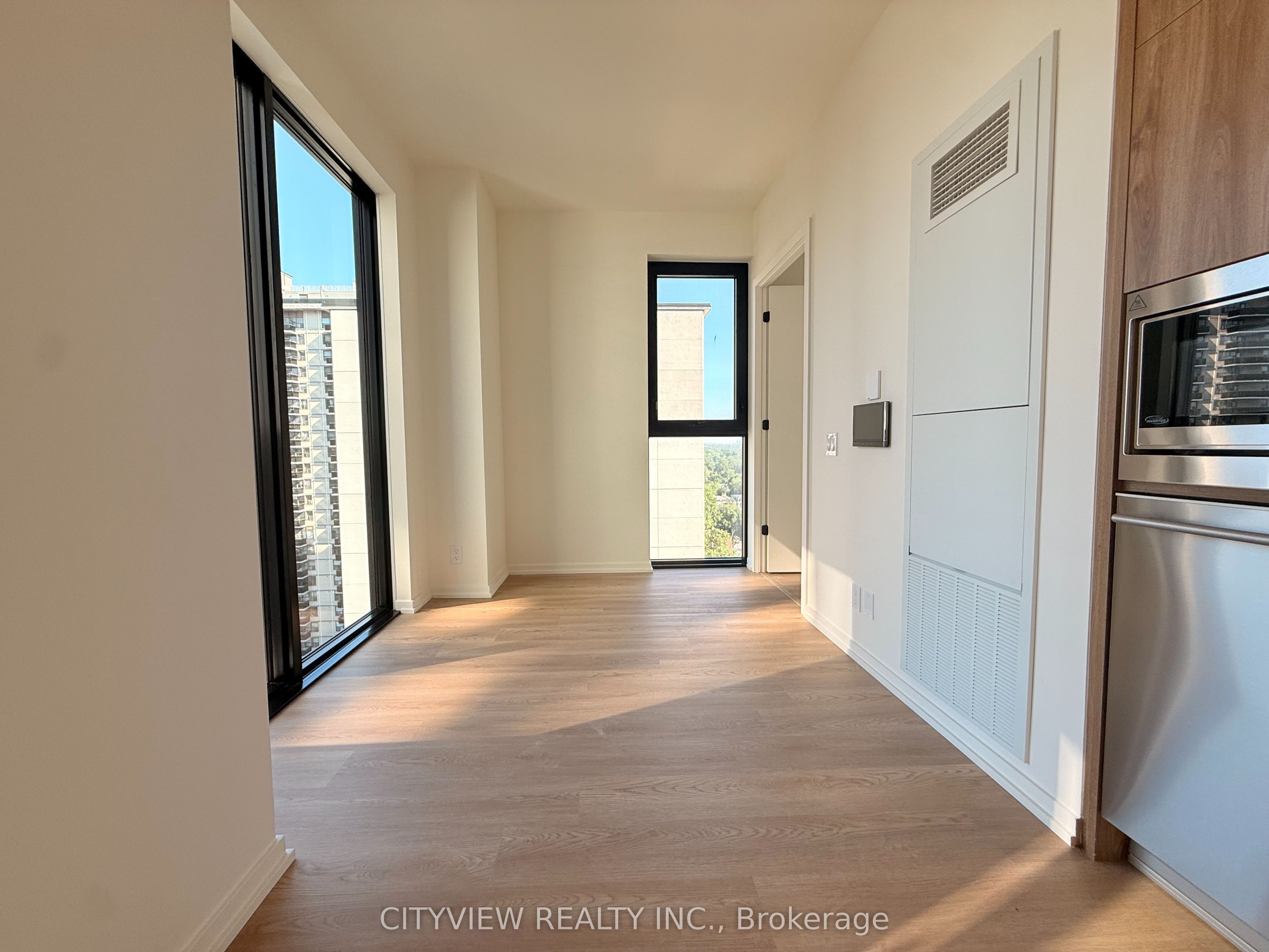 109 Erskine Avenue 1702, Toronto, ON M4P 0G6 photo 4