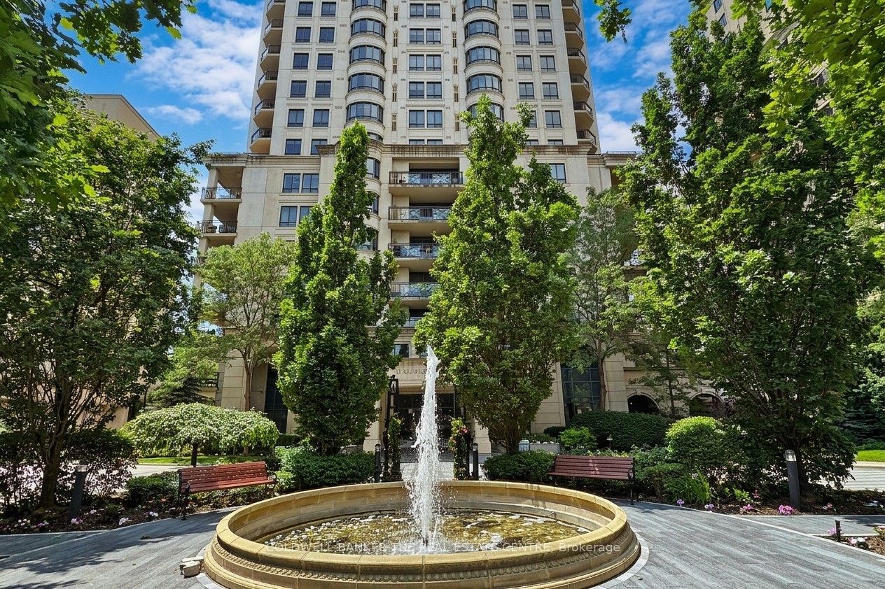 660 Sheppard Avenue E LPH05, Toronto, ON M2K 3E5 photo 2
