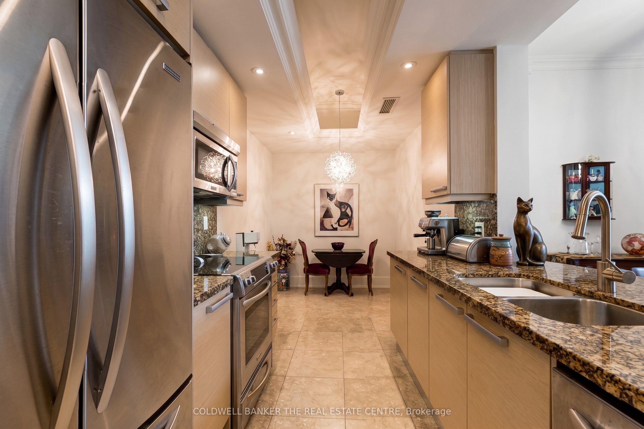 660 Sheppard Avenue E LPH05, Toronto, ON M2K 3E5 photo 4