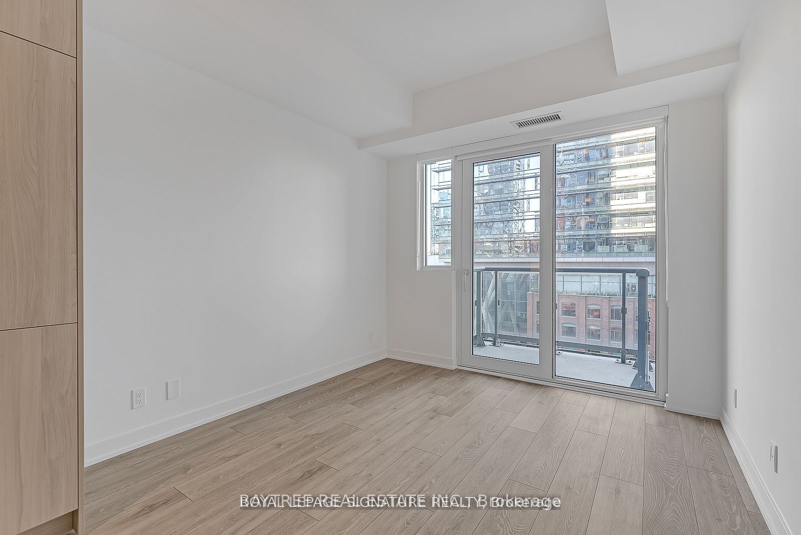 108 Peter Street 3001, Toronto, ON M5V 2G7 photo 3