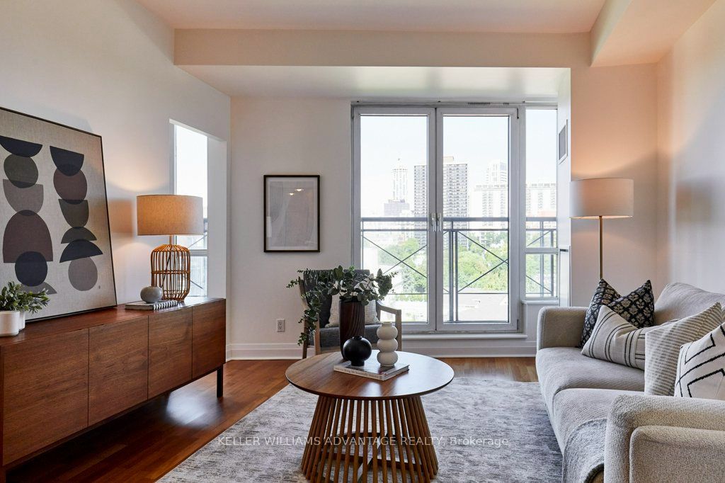 20 Scrivener Square 806, Toronto, ON M4W 3X9 photo 3