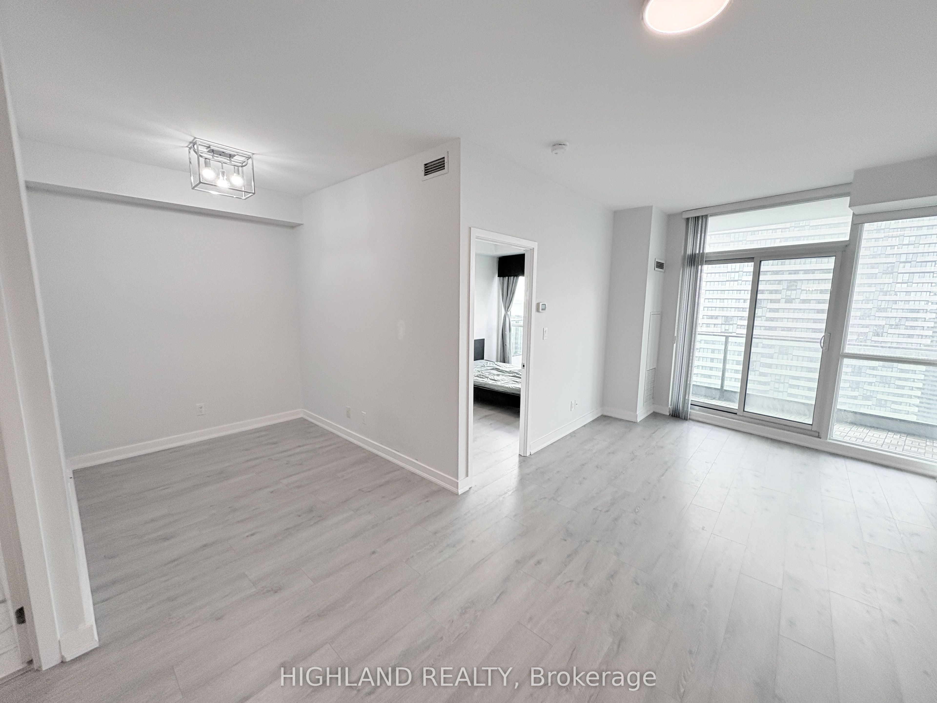 33 Bay Street 4601, Toronto, ON M5J 2Z3 photo 4
