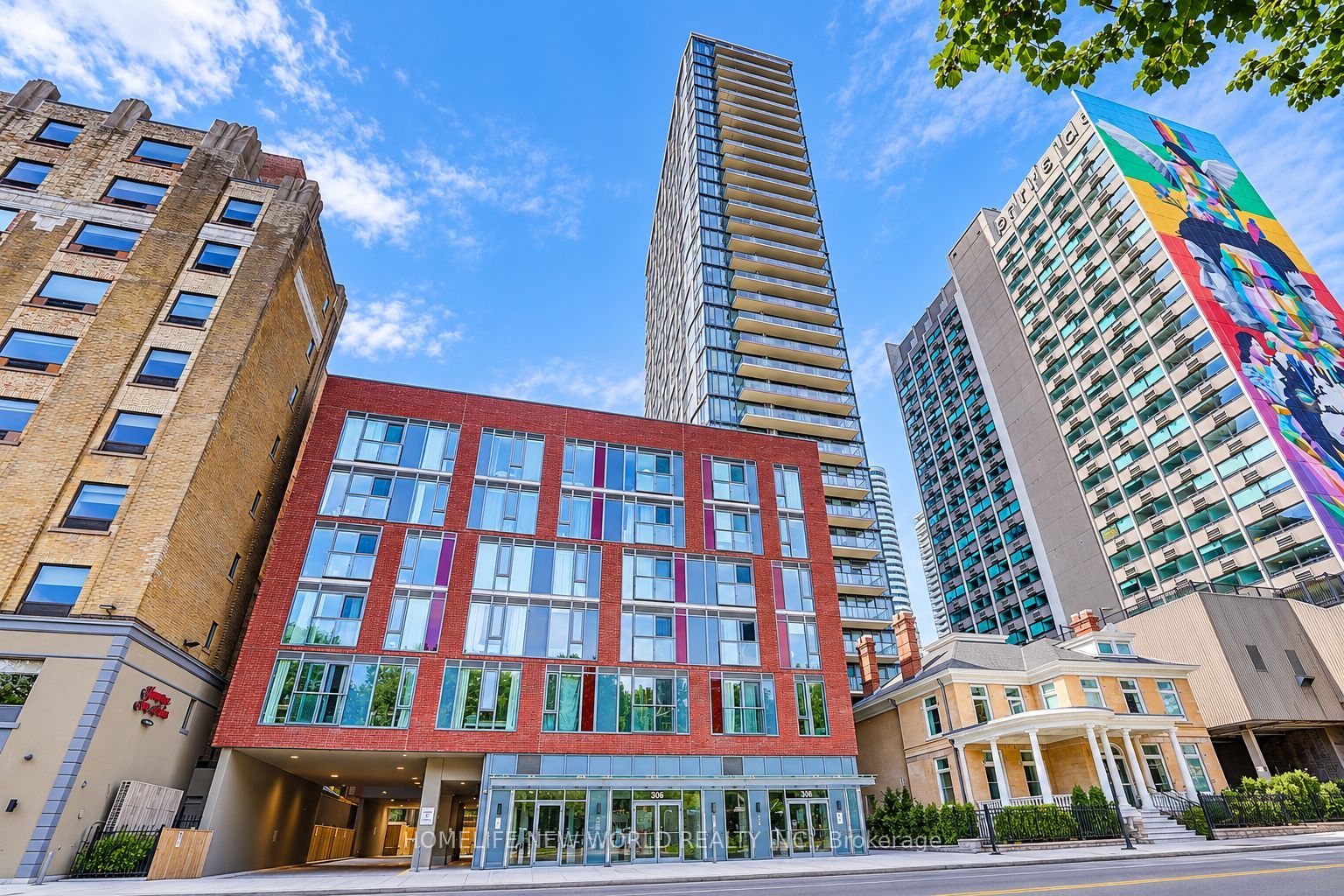308 Jarvis Street 3203, Toronto, ON M5B 0E3 photo 2