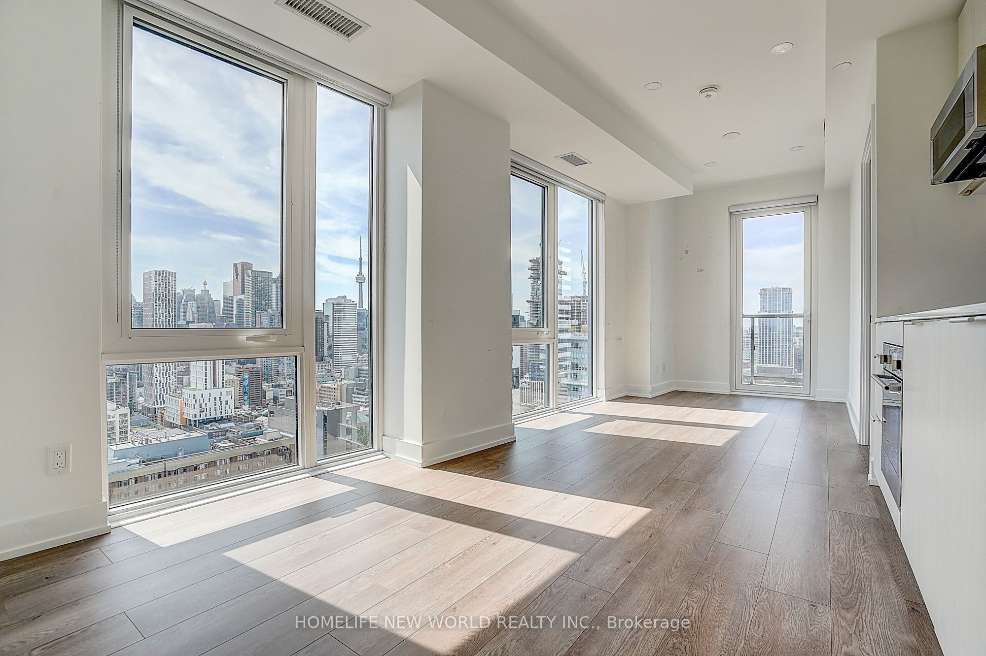 308 Jarvis Street 3203, Toronto, ON M5B 0E3 photo 4