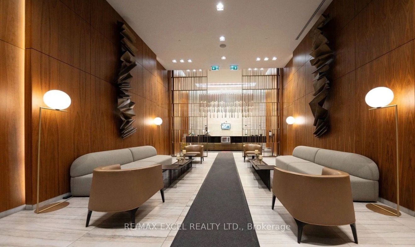 8 Eglinton Avenue E 5603, Toronto, ON M4P 0C1 photo 3