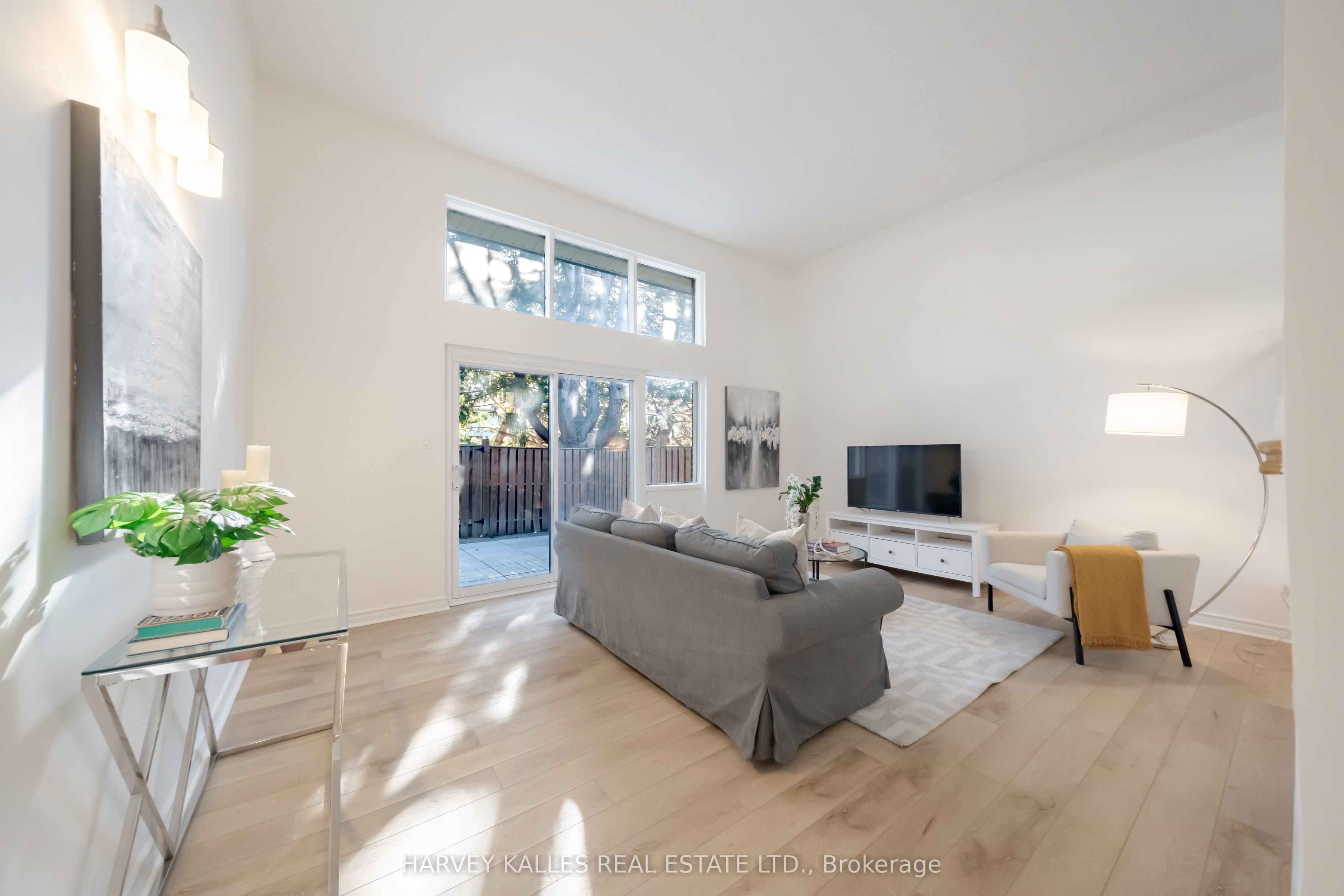 102 Jenny Wren Way, Toronto, ON M2H 2Z2 photo 5