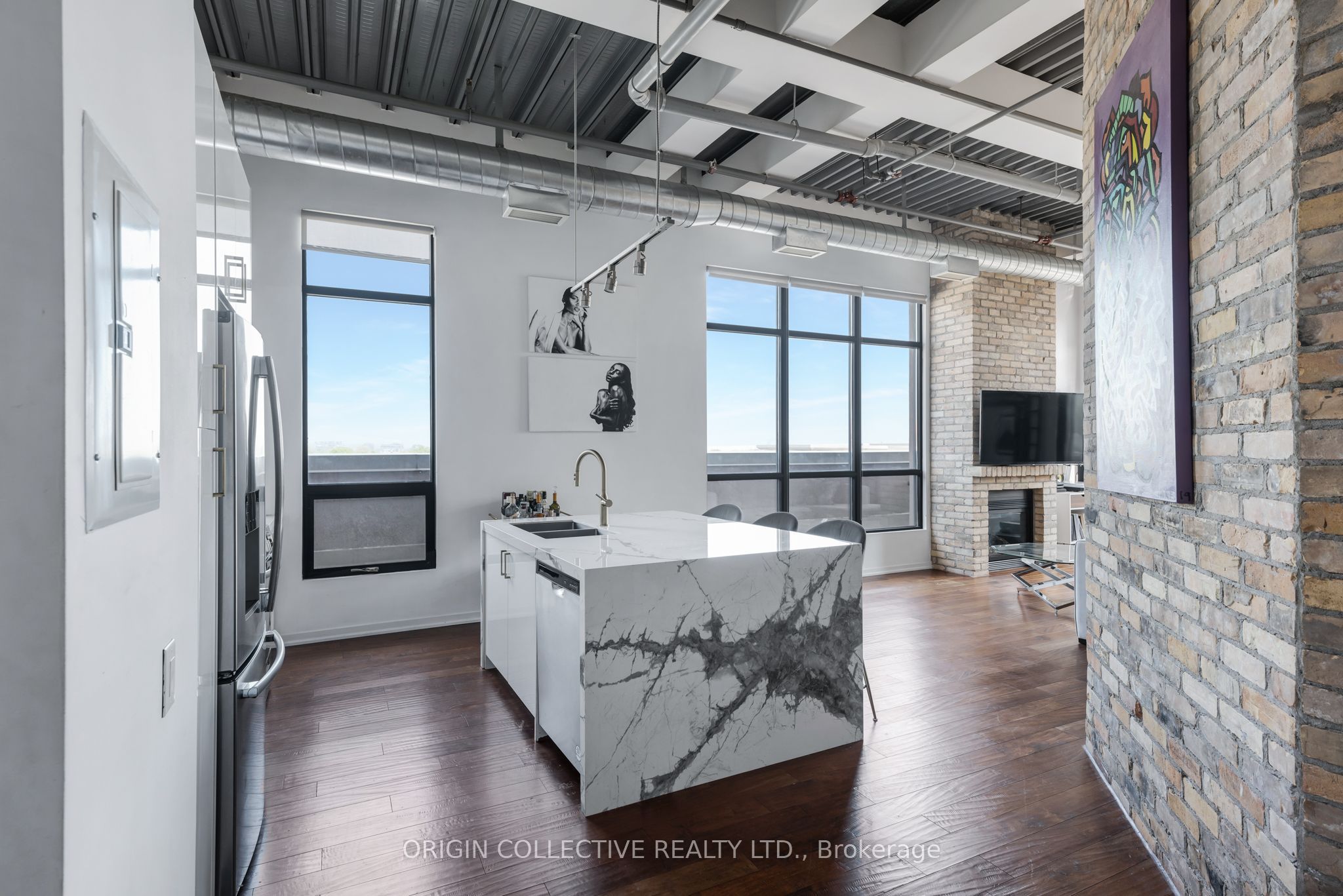 736 Dundas Street E PH2, Toronto, ON M5A 2C5 photo 2