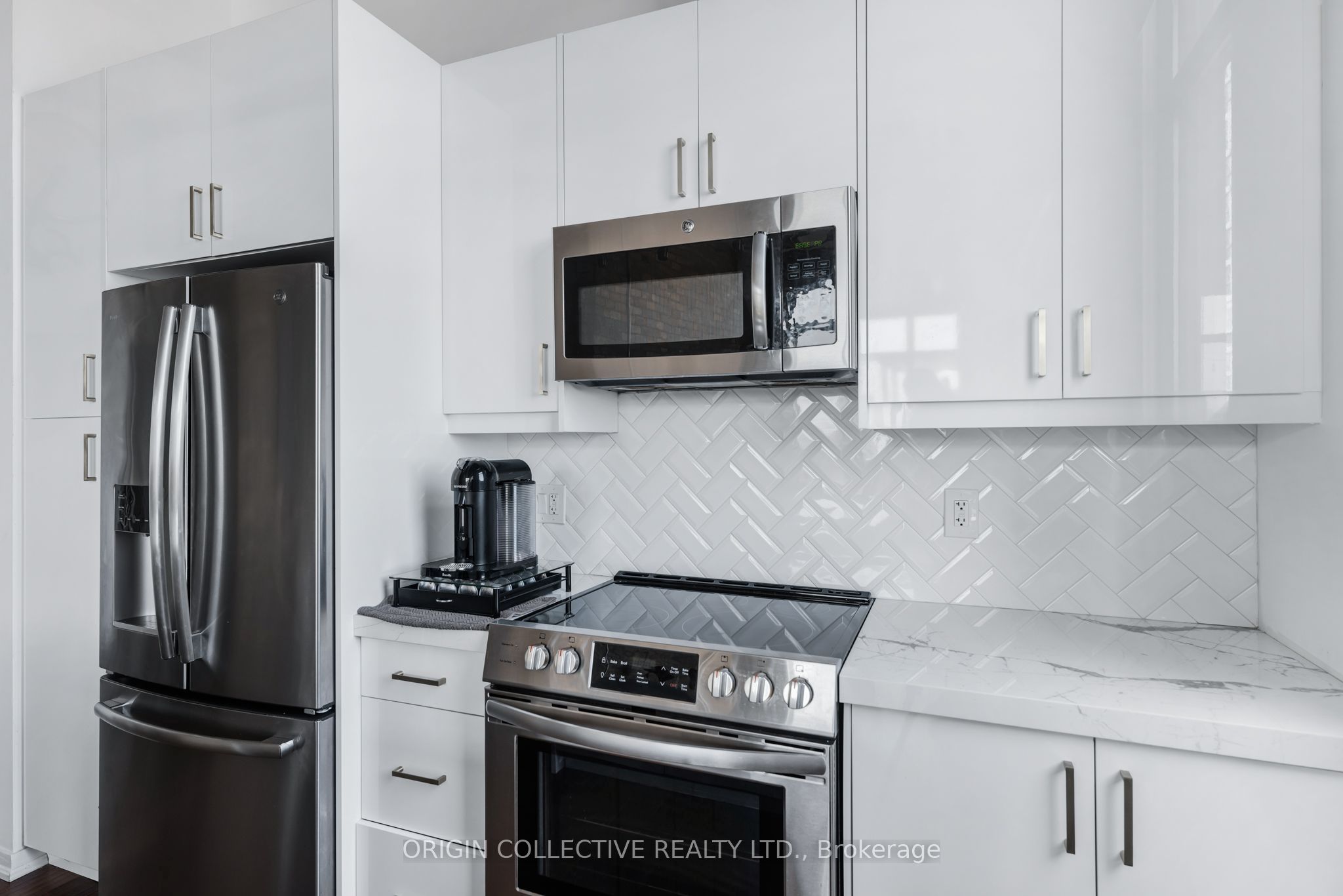 736 Dundas Street E PH2, Toronto, ON M5A 2C5 photo 4
