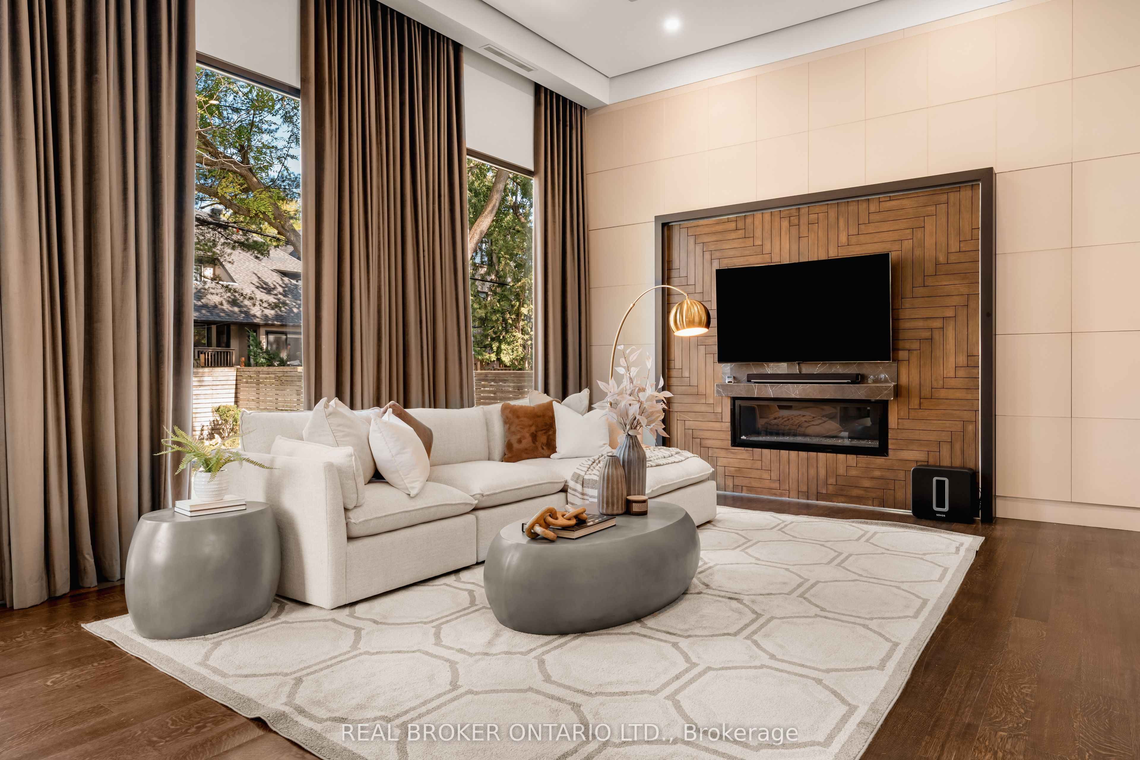 436 Glengarry Avenue, Toronto, ON M5M 1E8