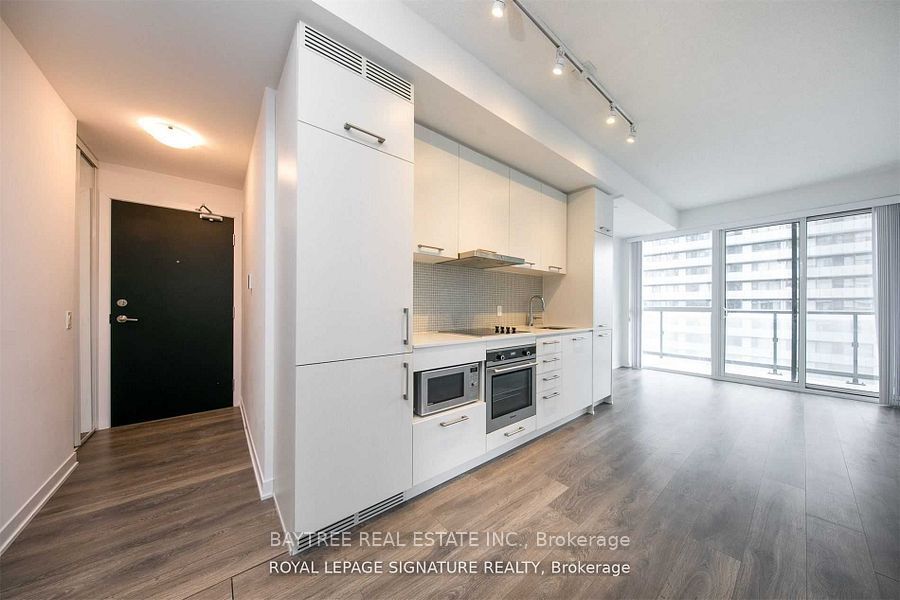 87 Peter Street 4210, Toronto, ON M5V 0P1 photo 3